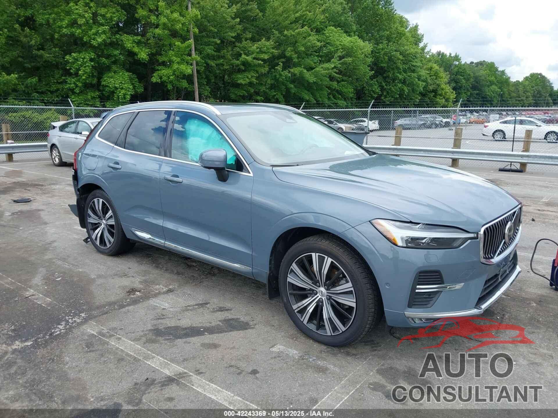 VOLVO XC60 2022 - YV4062RL6N1954497