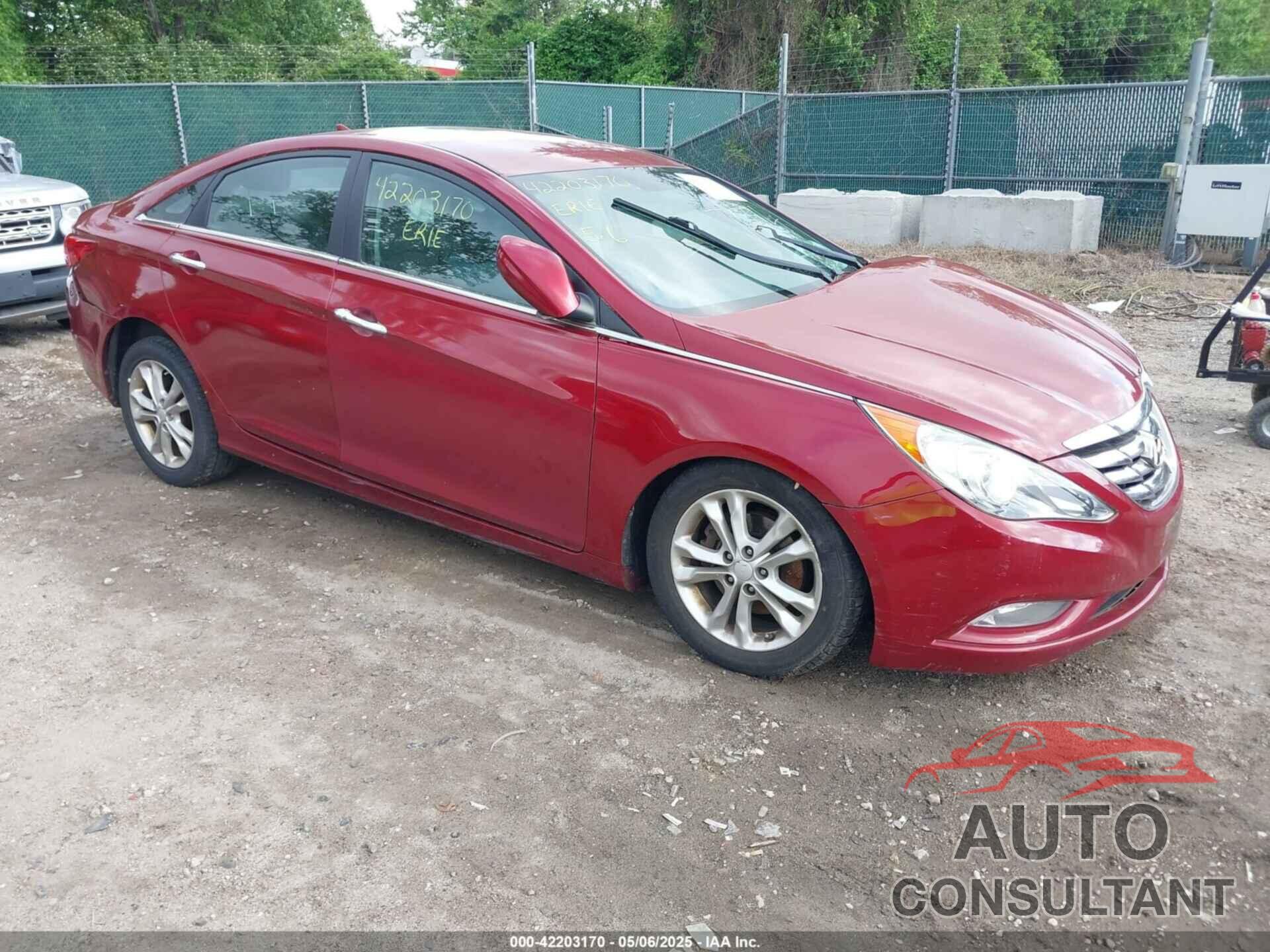 HYUNDAI SONATA 2011 - 5NPEC4AC0BH117094
