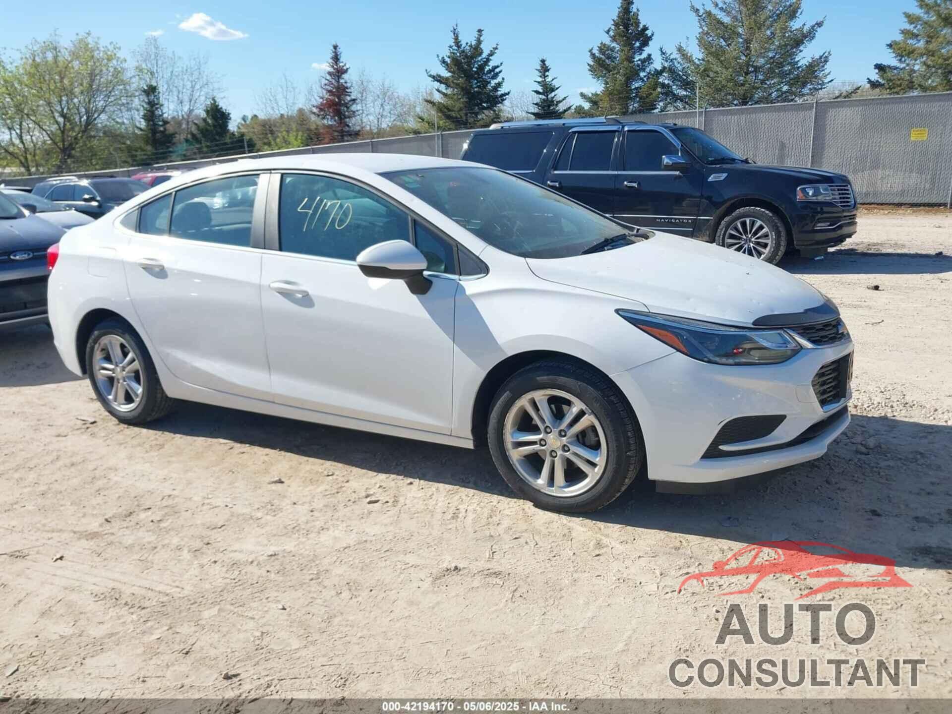 CHEVROLET CRUZE 2017 - 1G1BE5SM5H7156277