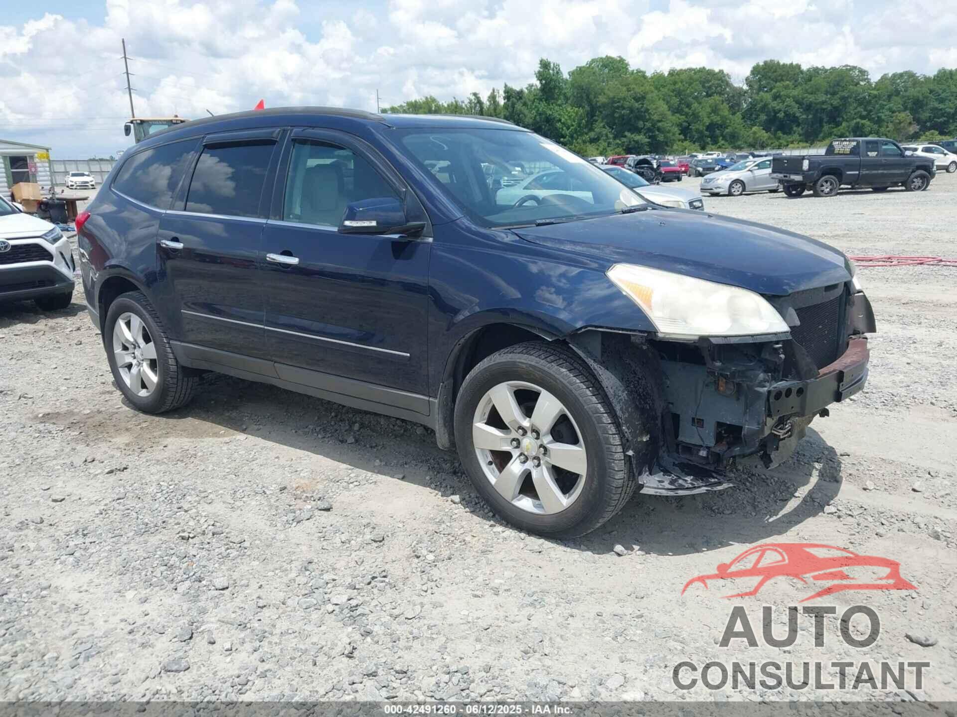 CHEVROLET TRAVERSE 2011 - 1GNKRLEDXBJ170124