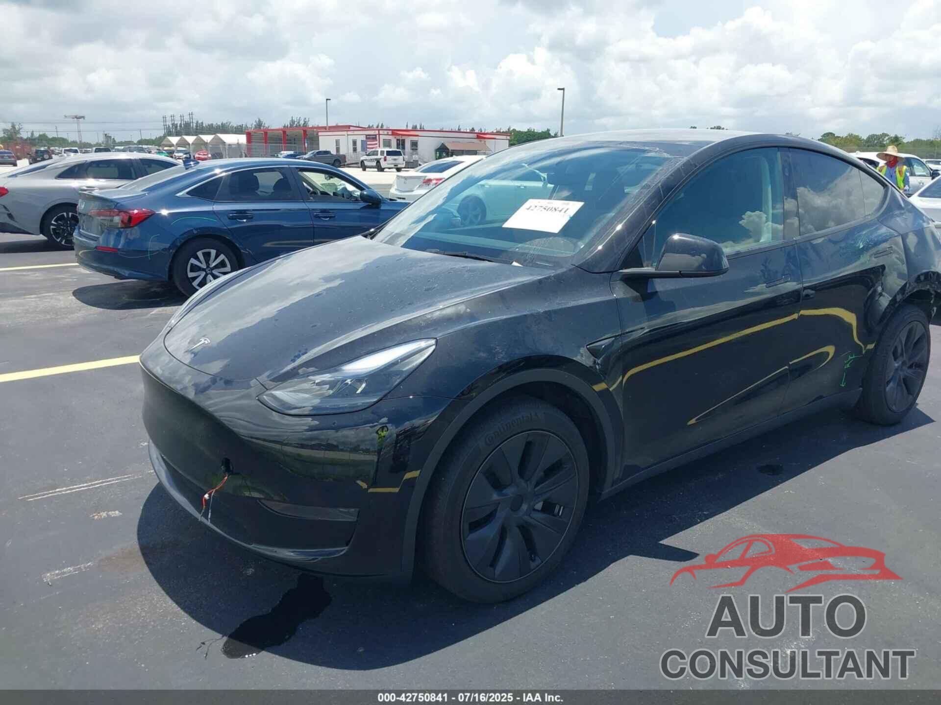 TESLA MODEL Y 2024 - 7SAYGDED7RF187112