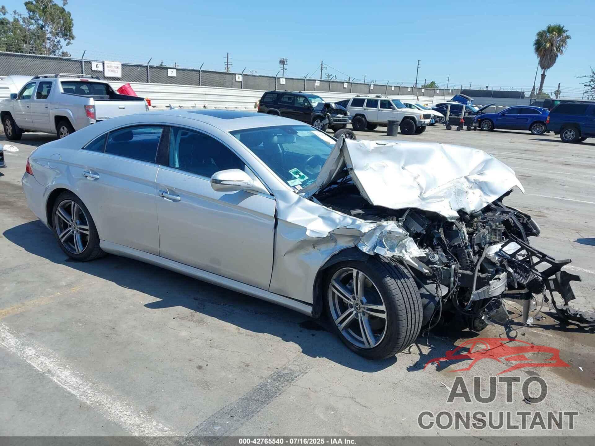 MERCEDES-BENZ CLS 550 2009 - WDDDJ72X89A144717