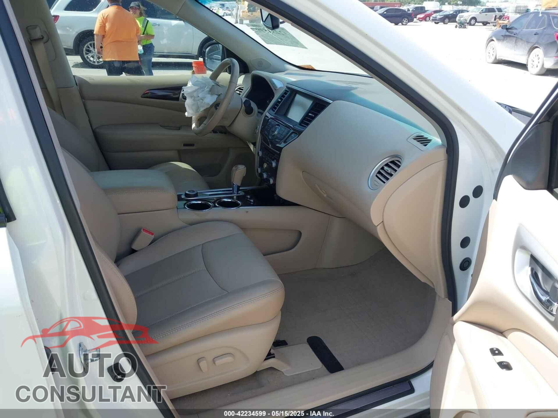 NISSAN PATHFINDER 2014 - 5N1AR2MM9EC686074