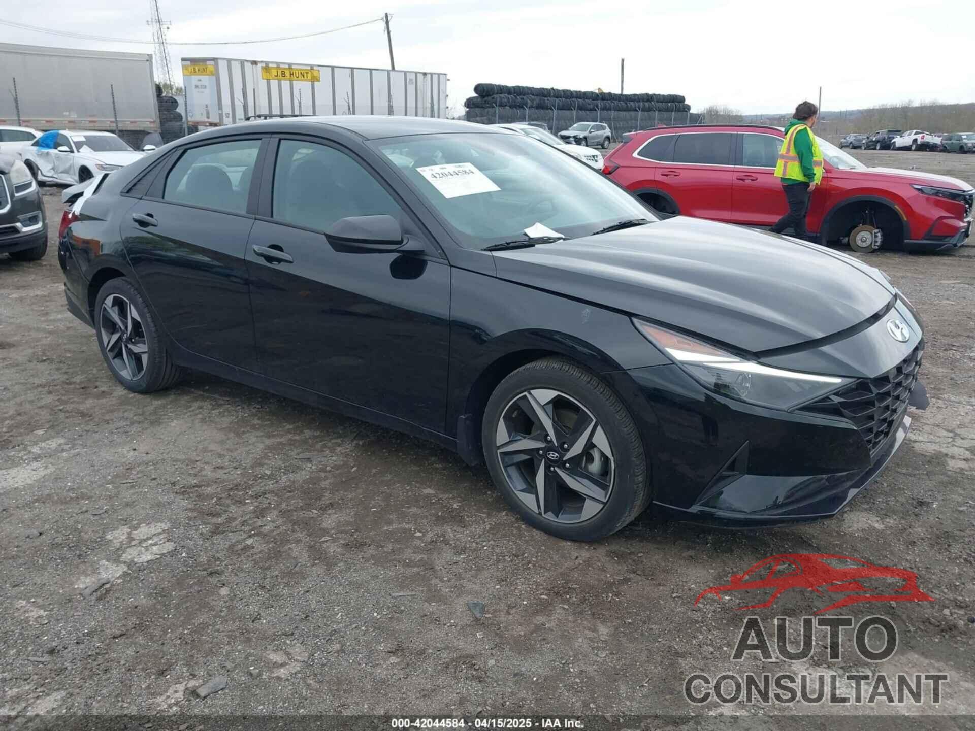 HYUNDAI ELANTRA 2023 - KMHLS4AG9PU428383