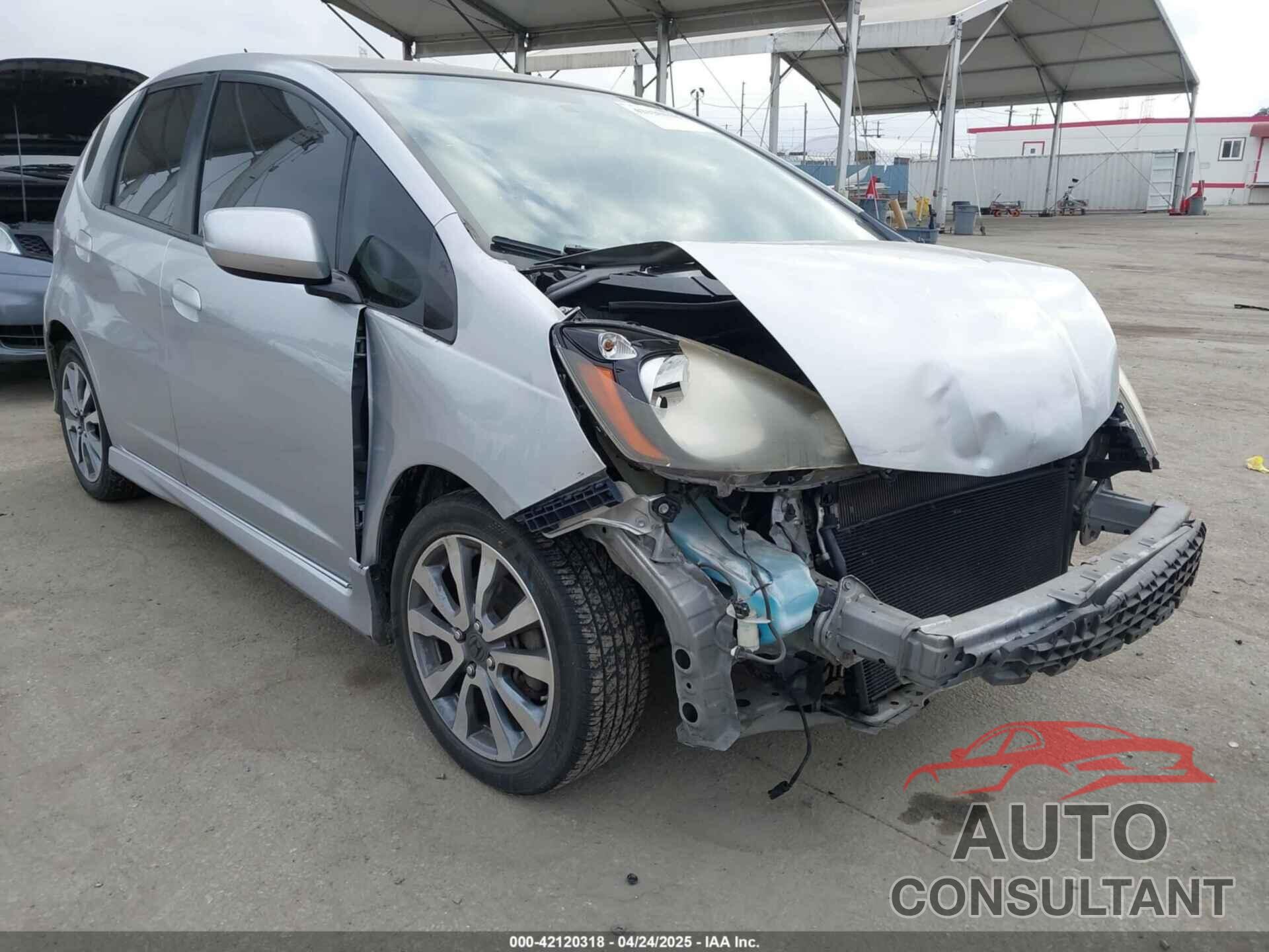 HONDA FIT 2013 - JHMGE8H58DC003021