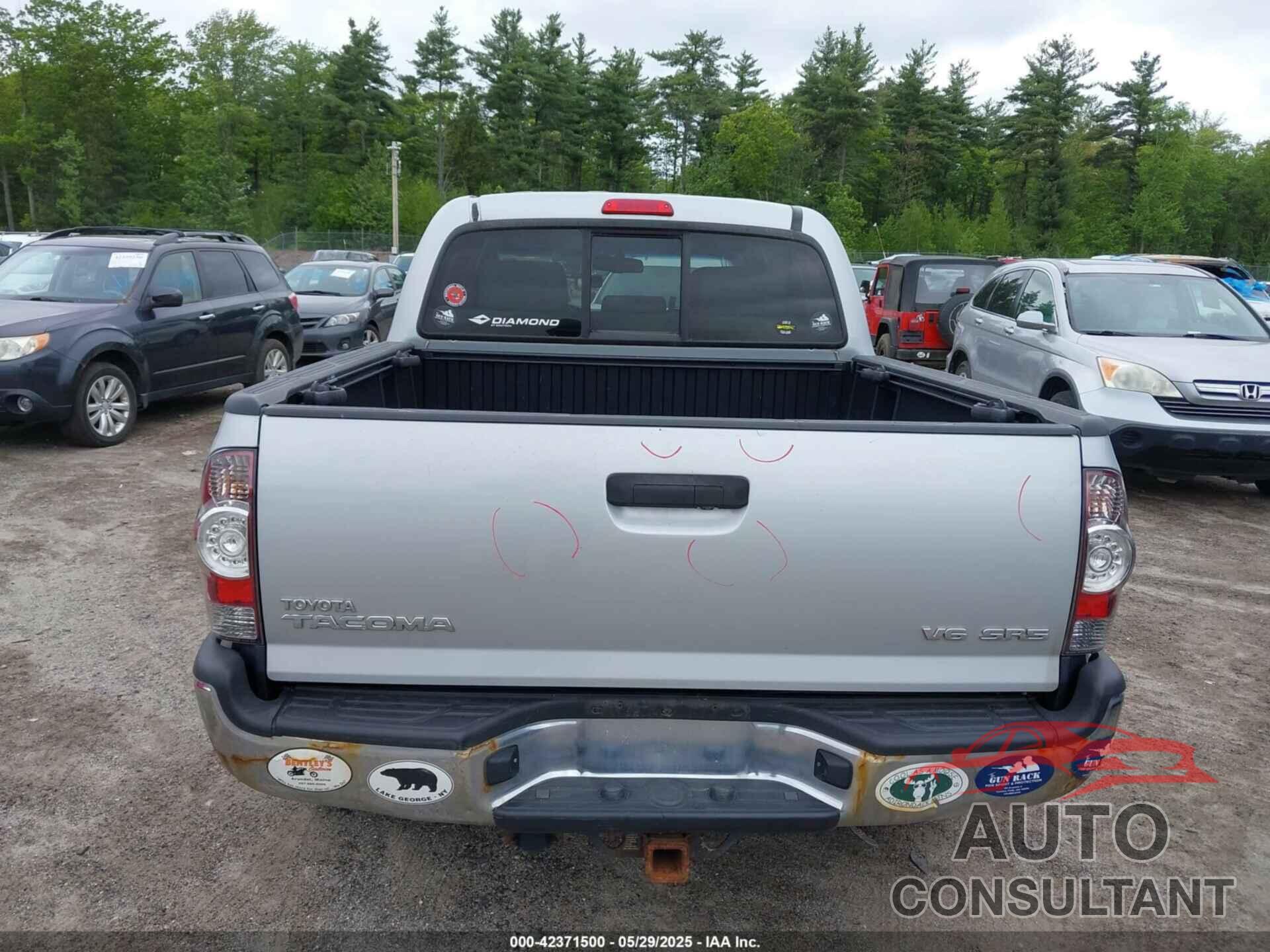 TOYOTA TACOMA 2011 - 3TMLU4EN4BM069898
