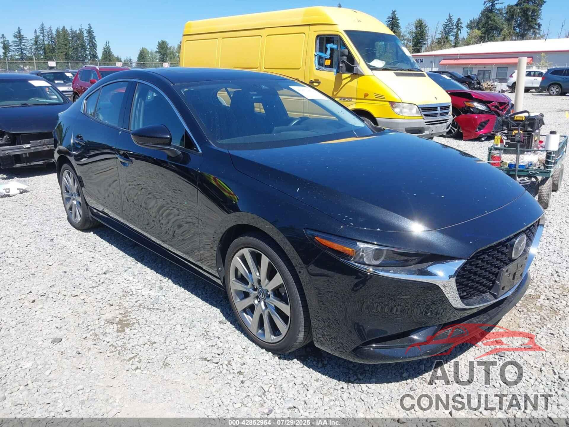 MAZDA MAZDA3 2021 - JM1BPBDLXM1326781