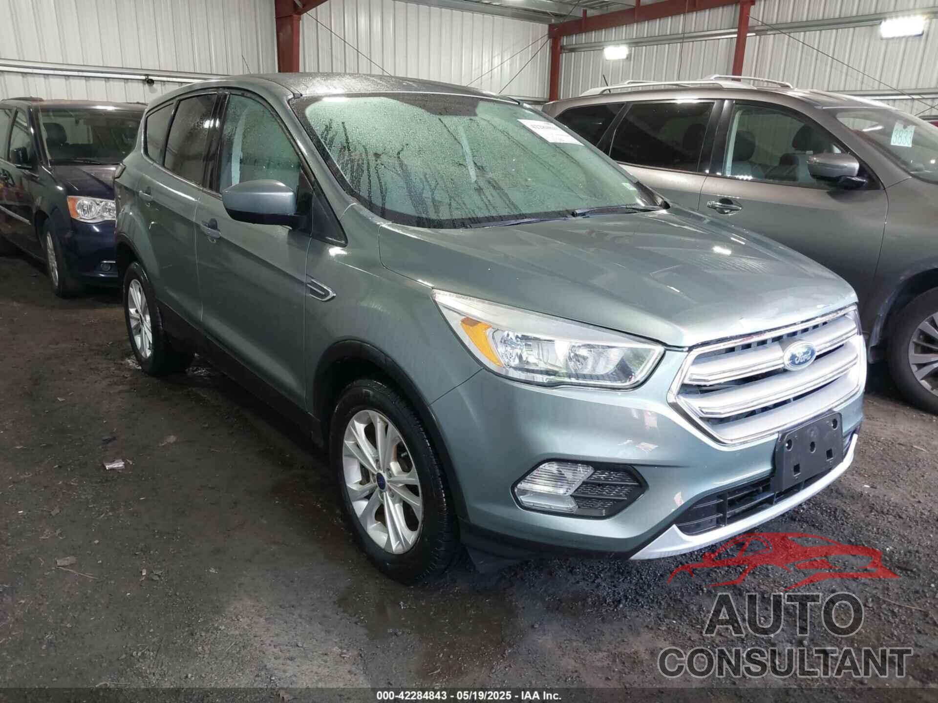 FORD ESCAPE 2017 - 1FMCU0GD1HUD25055
