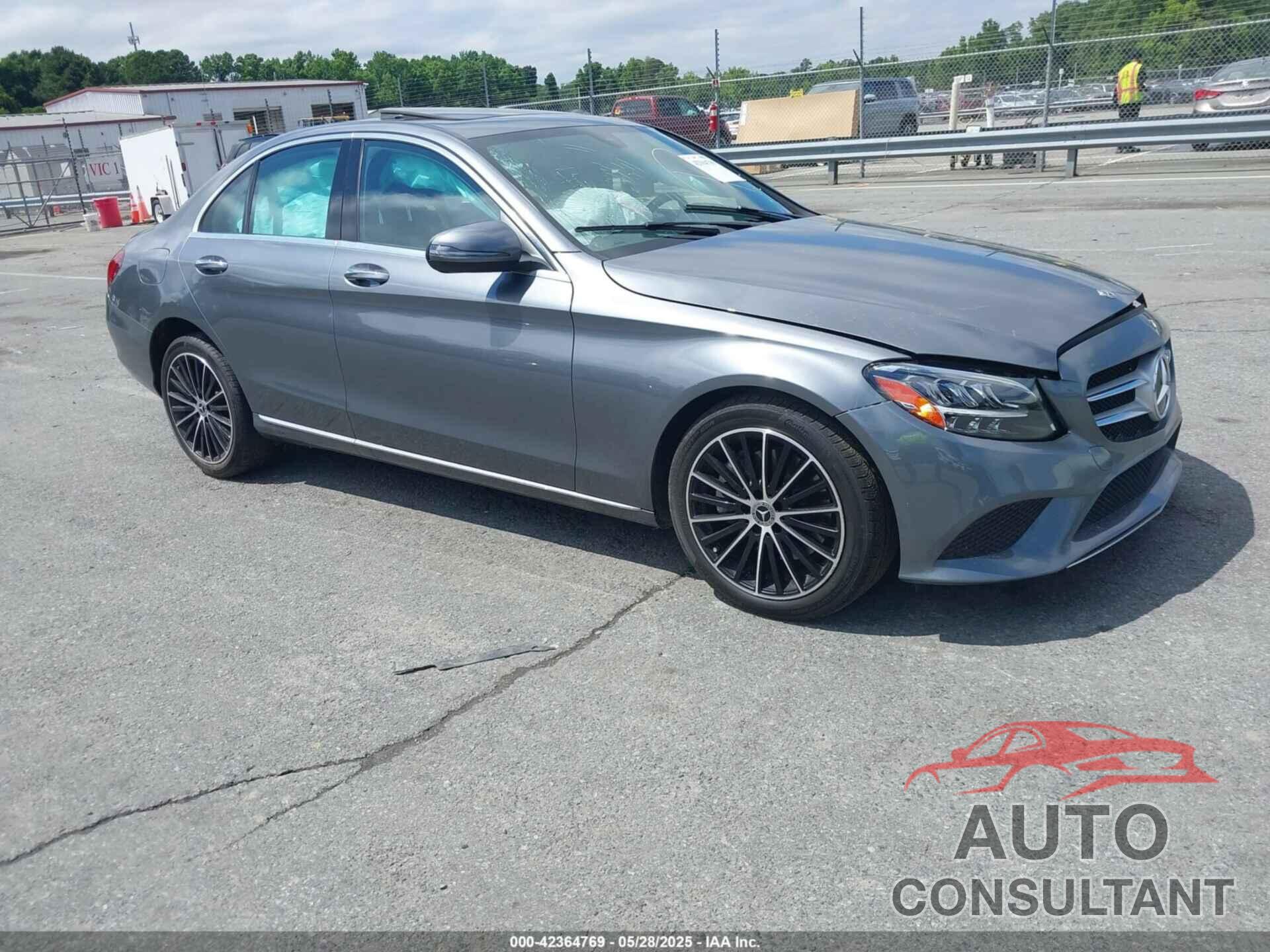 MERCEDES-BENZ C 300 2021 - W1KWF8DBXMR649203