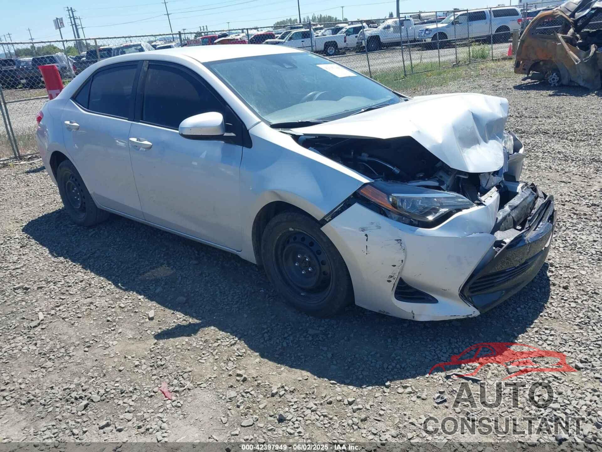 TOYOTA COROLLA 2018 - 2T1BURHE9JC082335