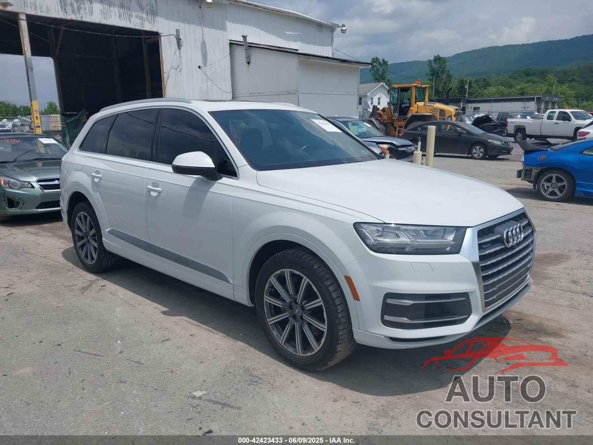 AUDI Q7 2017 - WA1VAAF73HD037362