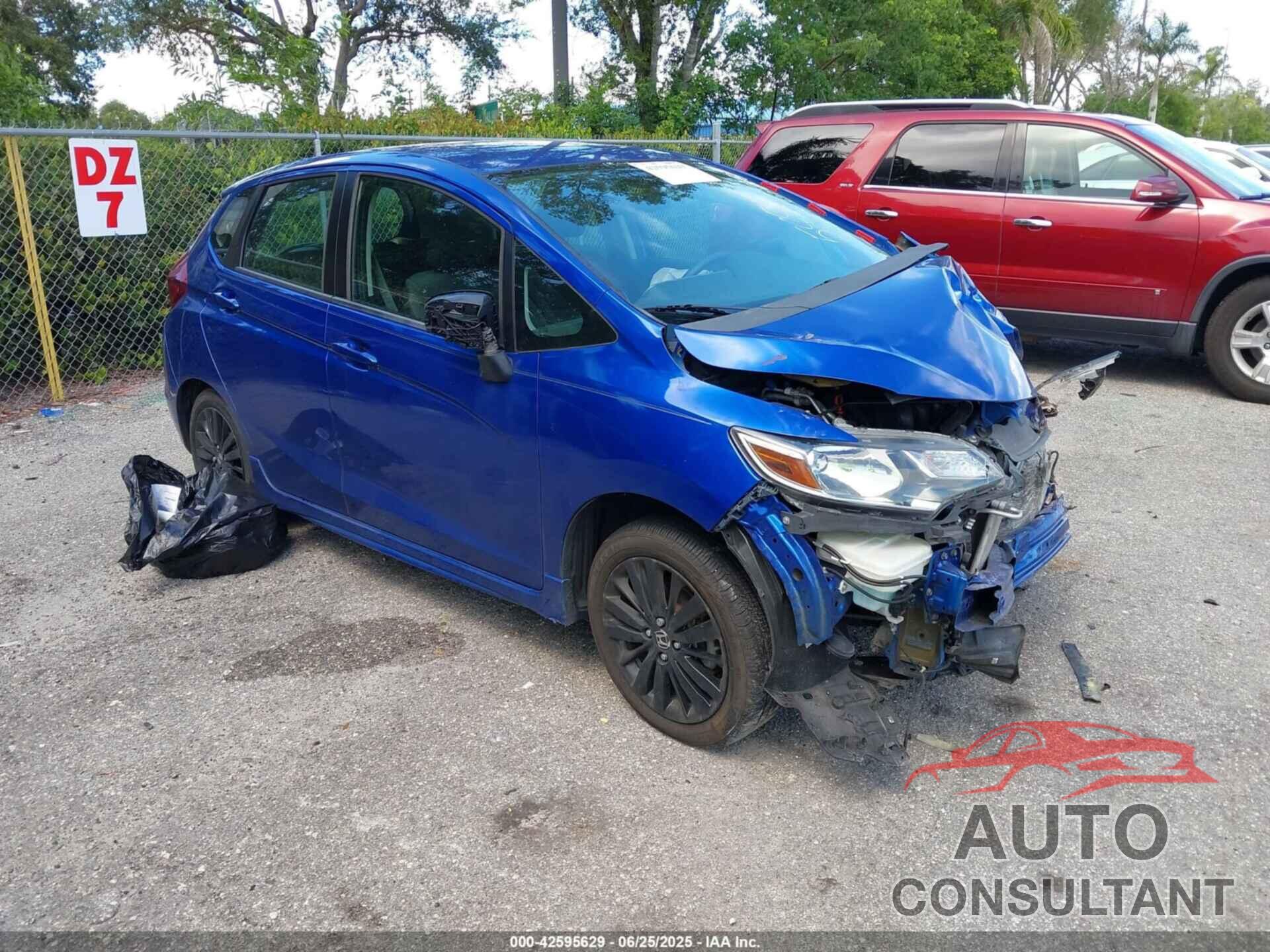 HONDA FIT 2018 - 3HGGK5H60JM705895