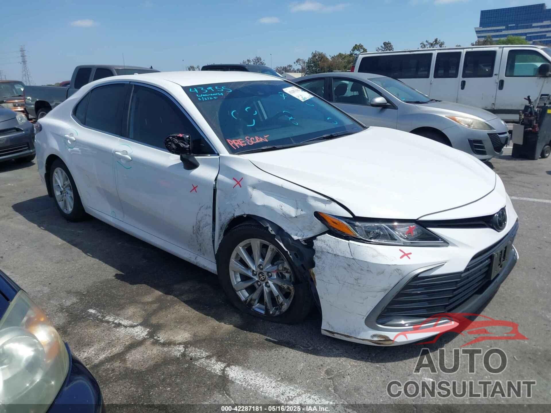 TOYOTA CAMRY 2024 - 4T1C11AK3RU888776