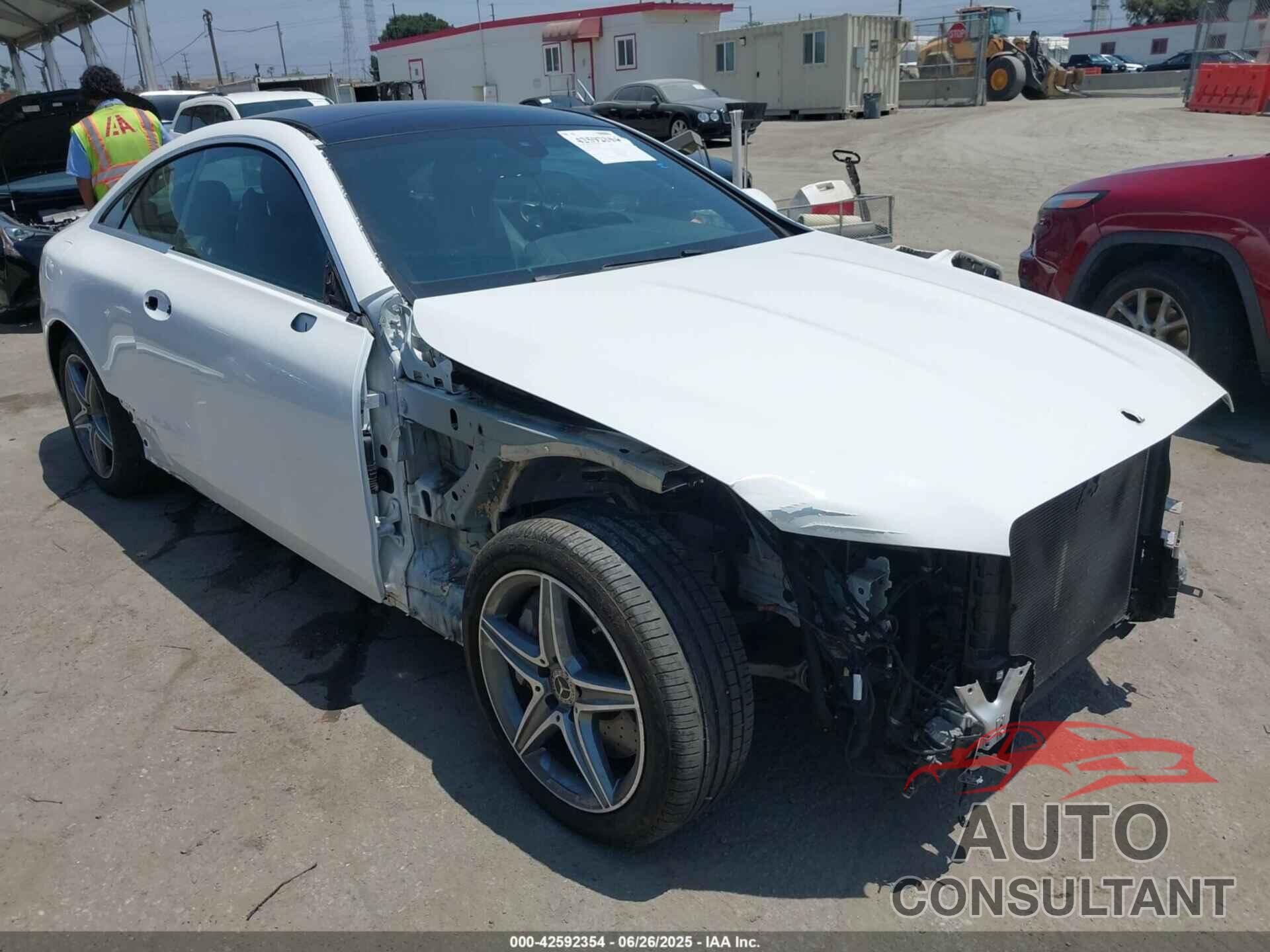 MERCEDES-BENZ E 450 2019 - WDD1J6HBXKF063560