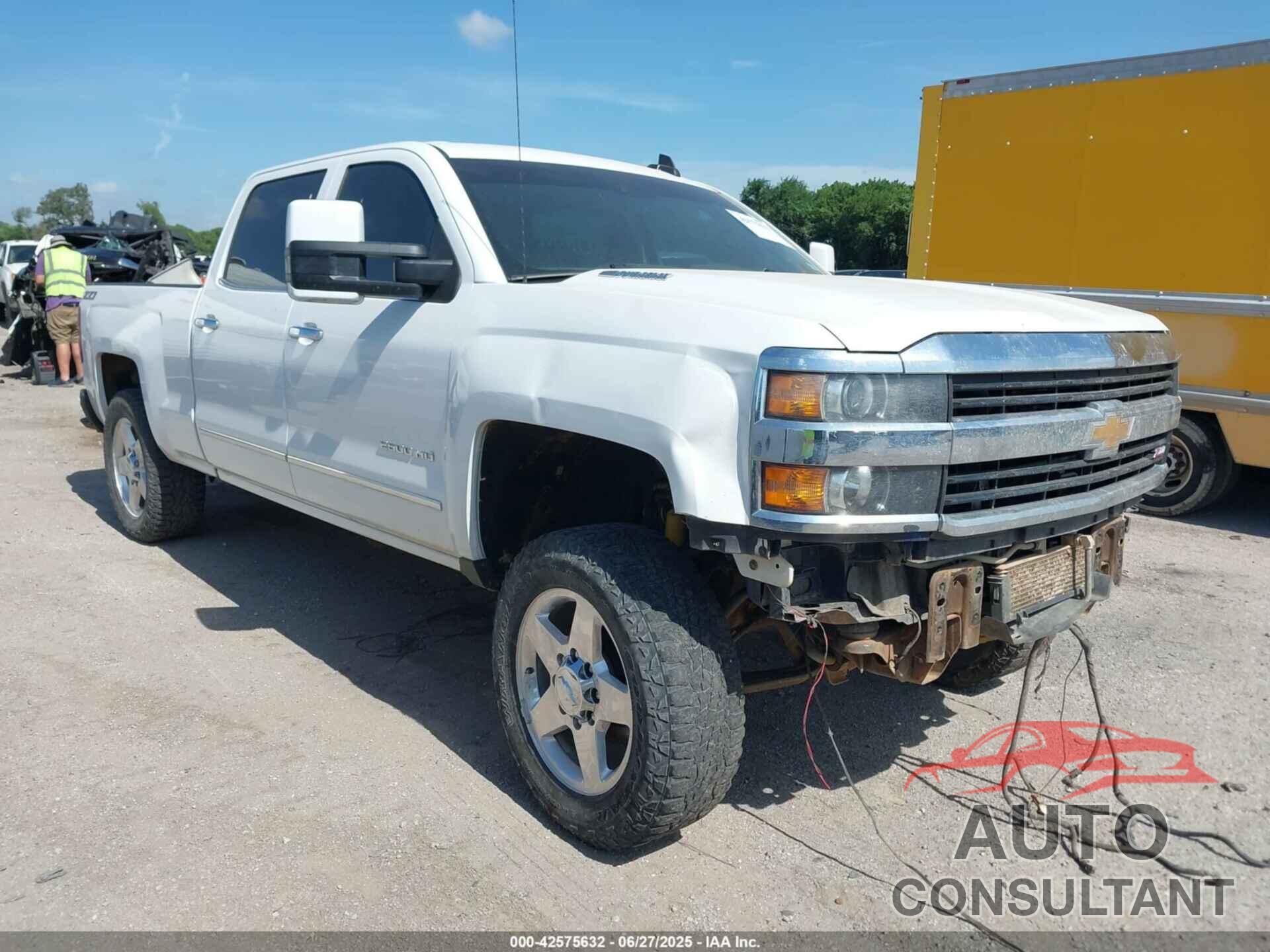 CHEVROLET SILVERADO 2500HD 2015 - 1GC1KWE83FF596095