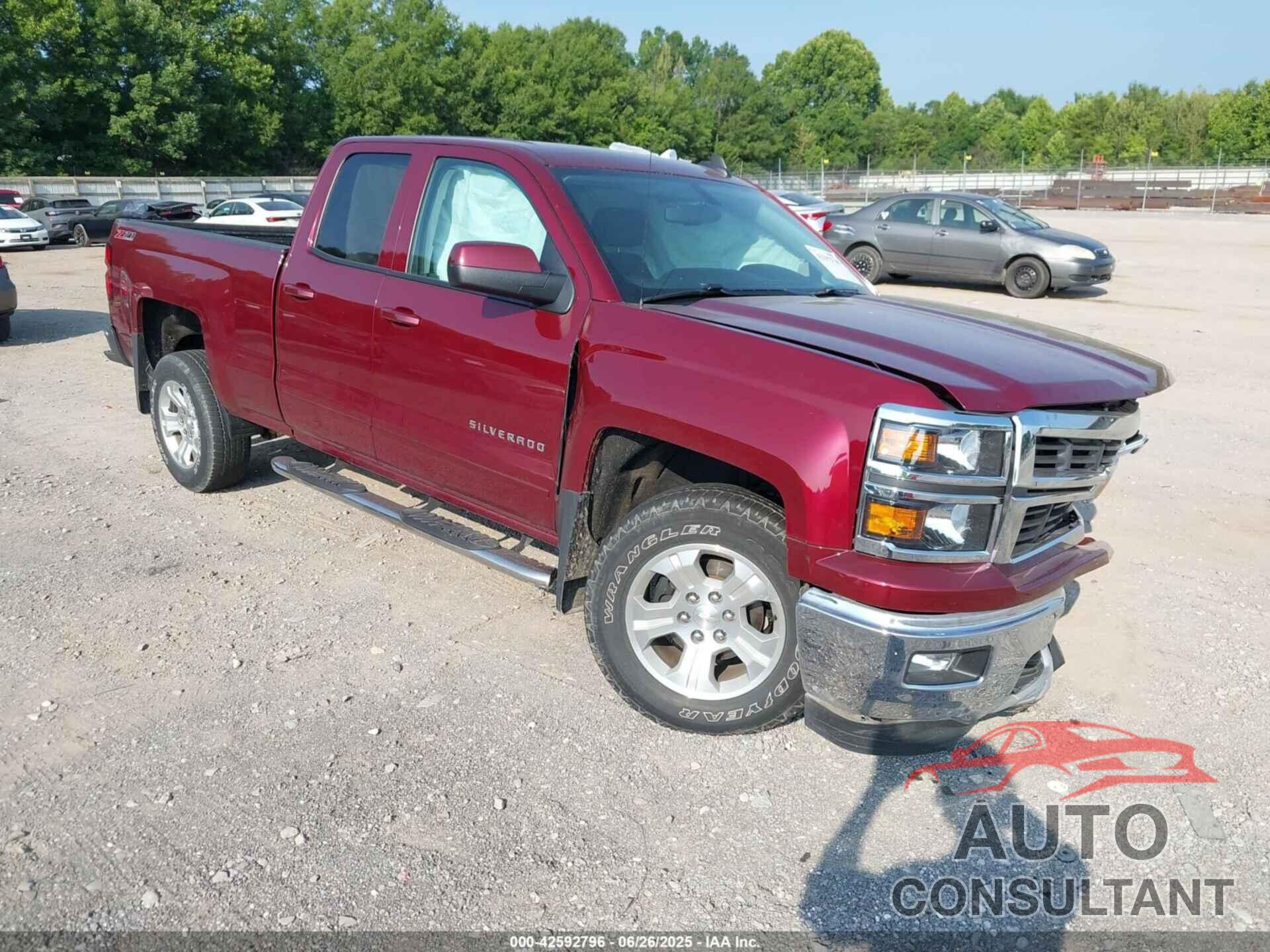 CHEVROLET SILVERADO 1500 2015 - 1GCVKREC5FZ183648