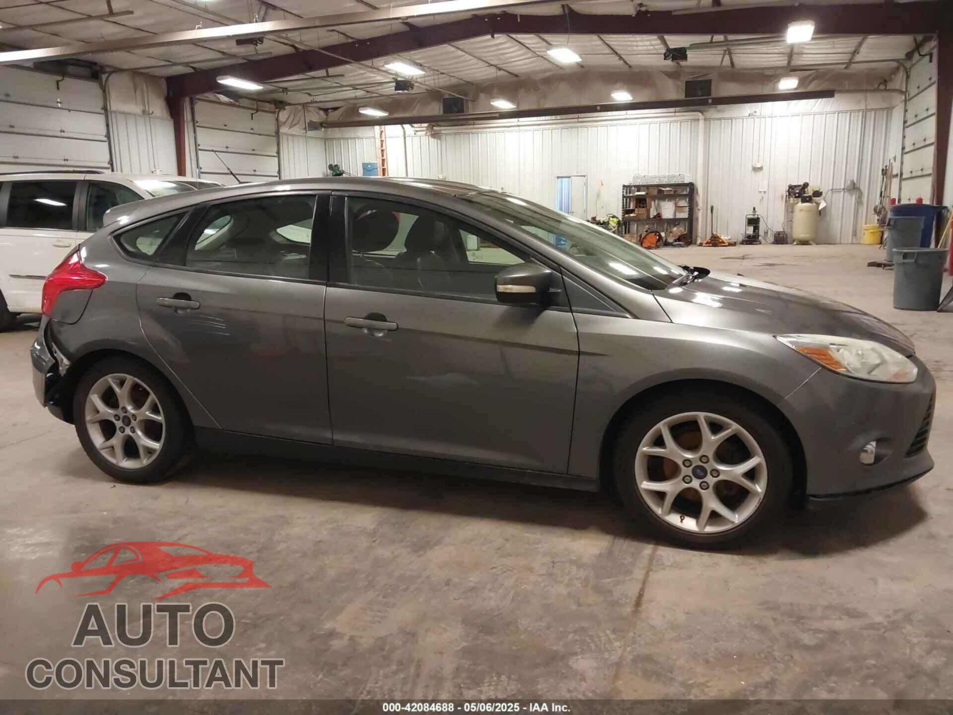 FORD FOCUS 2014 - 1FADP3K29EL399225