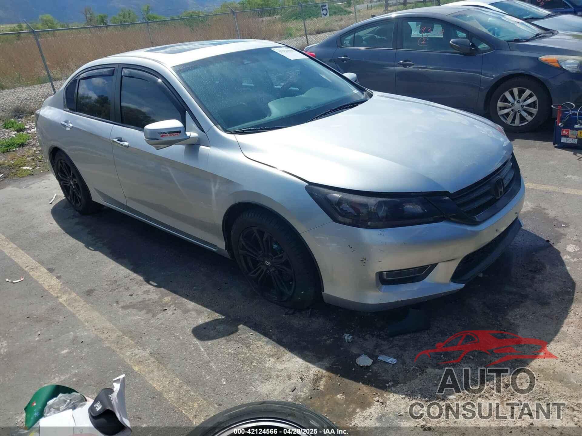 HONDA ACCORD 2013 - 1HGCR2F8XDA043189