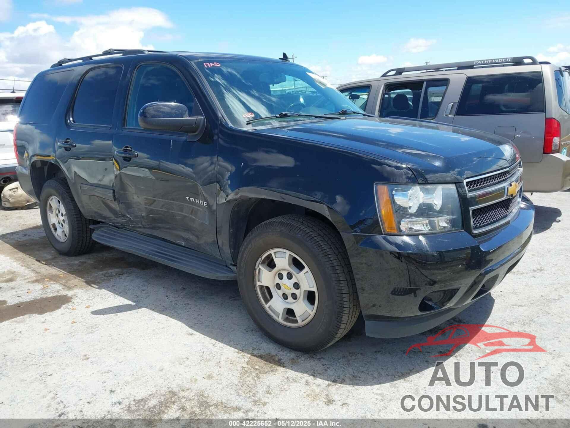 CHEVROLET TAHOE 2013 - 1GNSCAE04DR104790