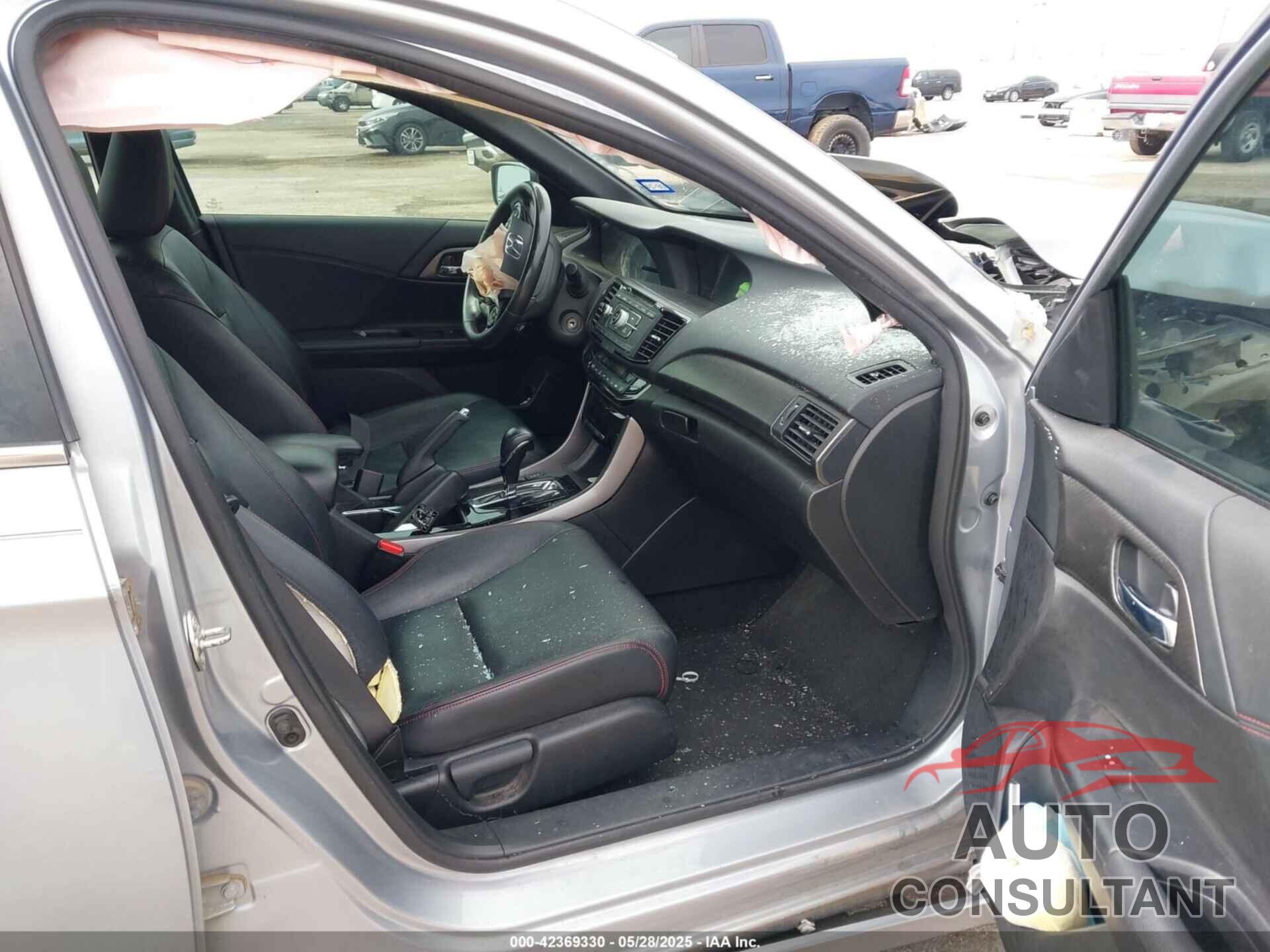 HONDA ACCORD 2017 - 1HGCR2F12HA246022