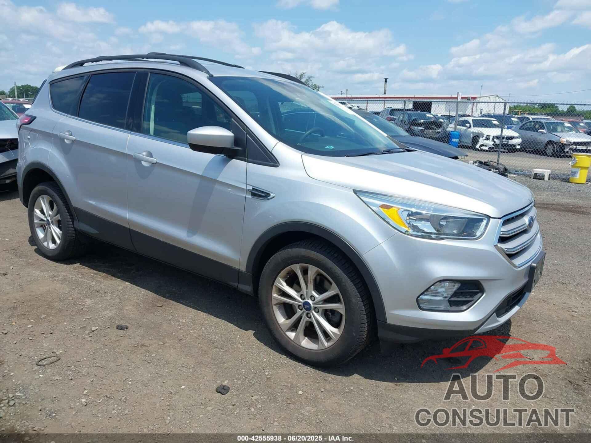 FORD ESCAPE 2018 - 1FMCU9GD8JUD46236