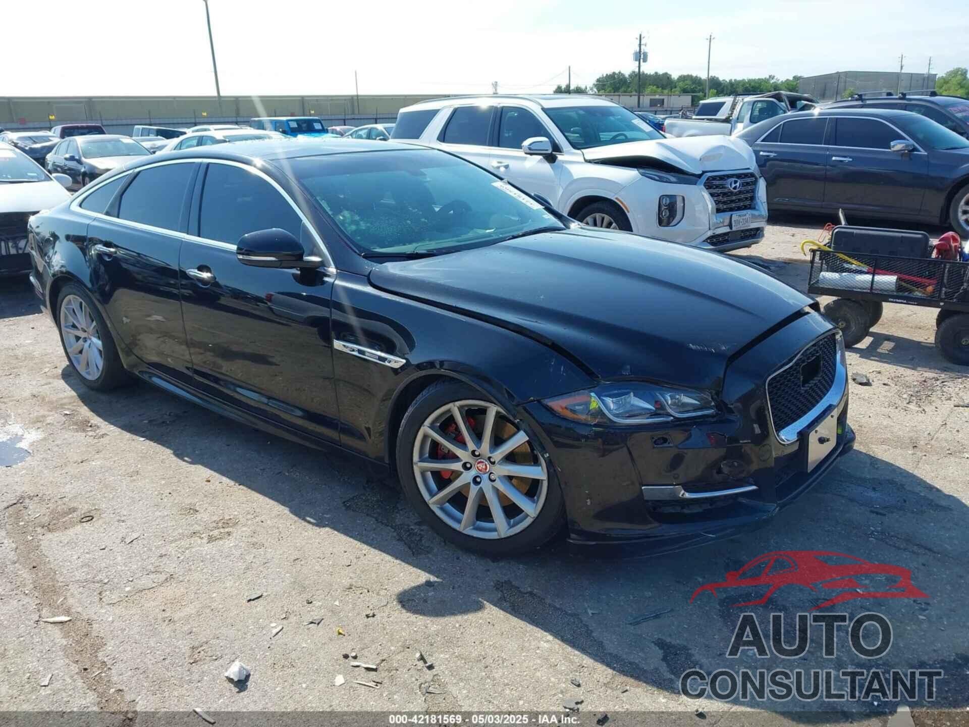 JAGUAR XJ 2017 - SAJWA1C76H8W08819