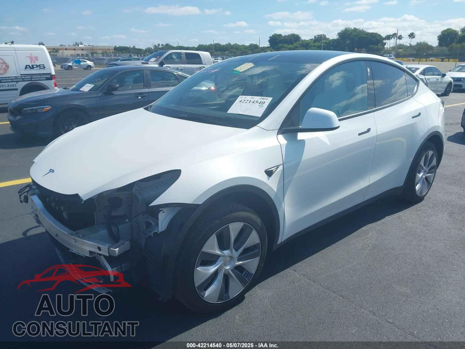 TESLA MODEL Y 2023 - 7SAYGDED7PF945916