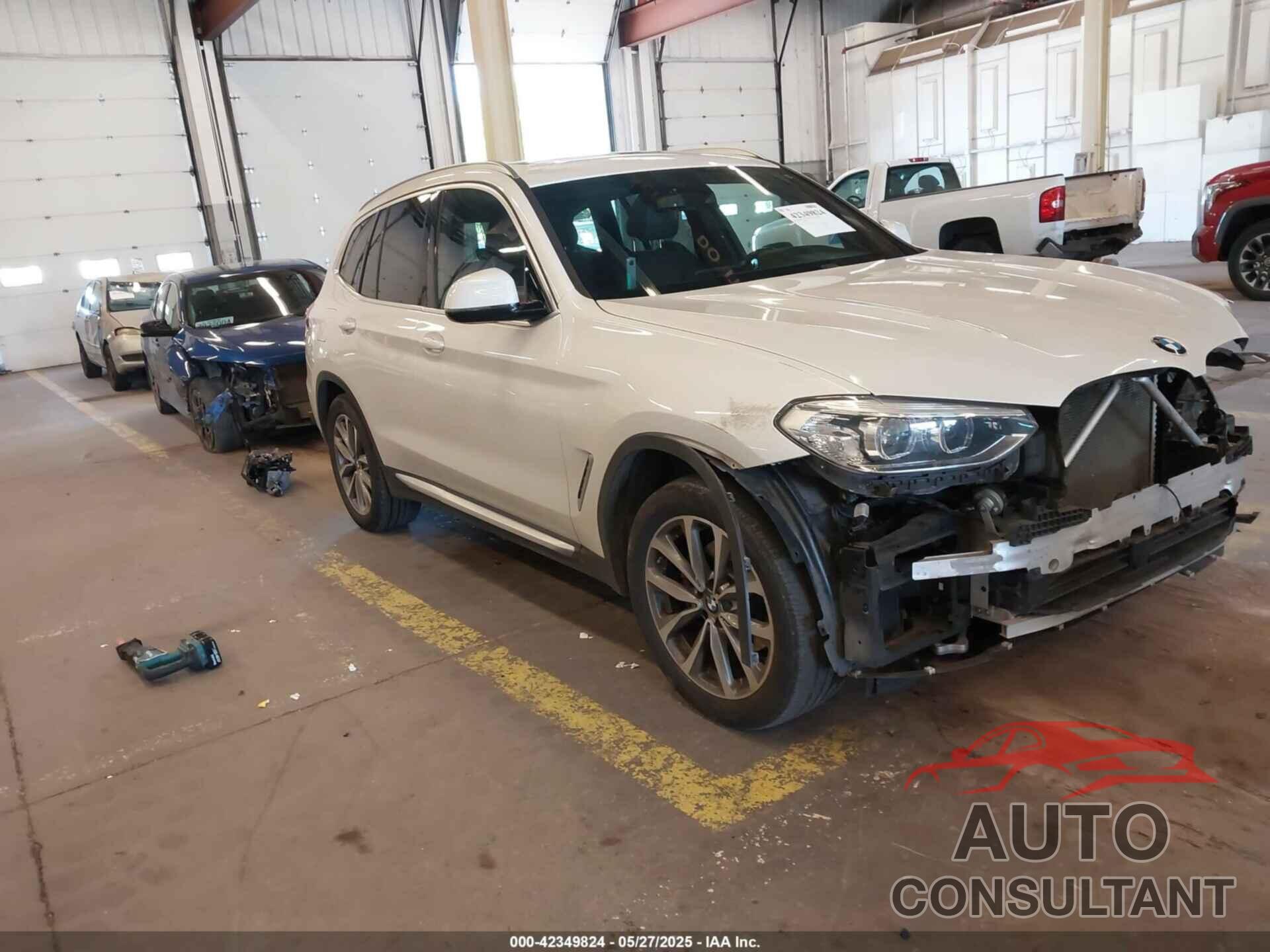 BMW X3 2018 - 5UXTR9C54JLD69136