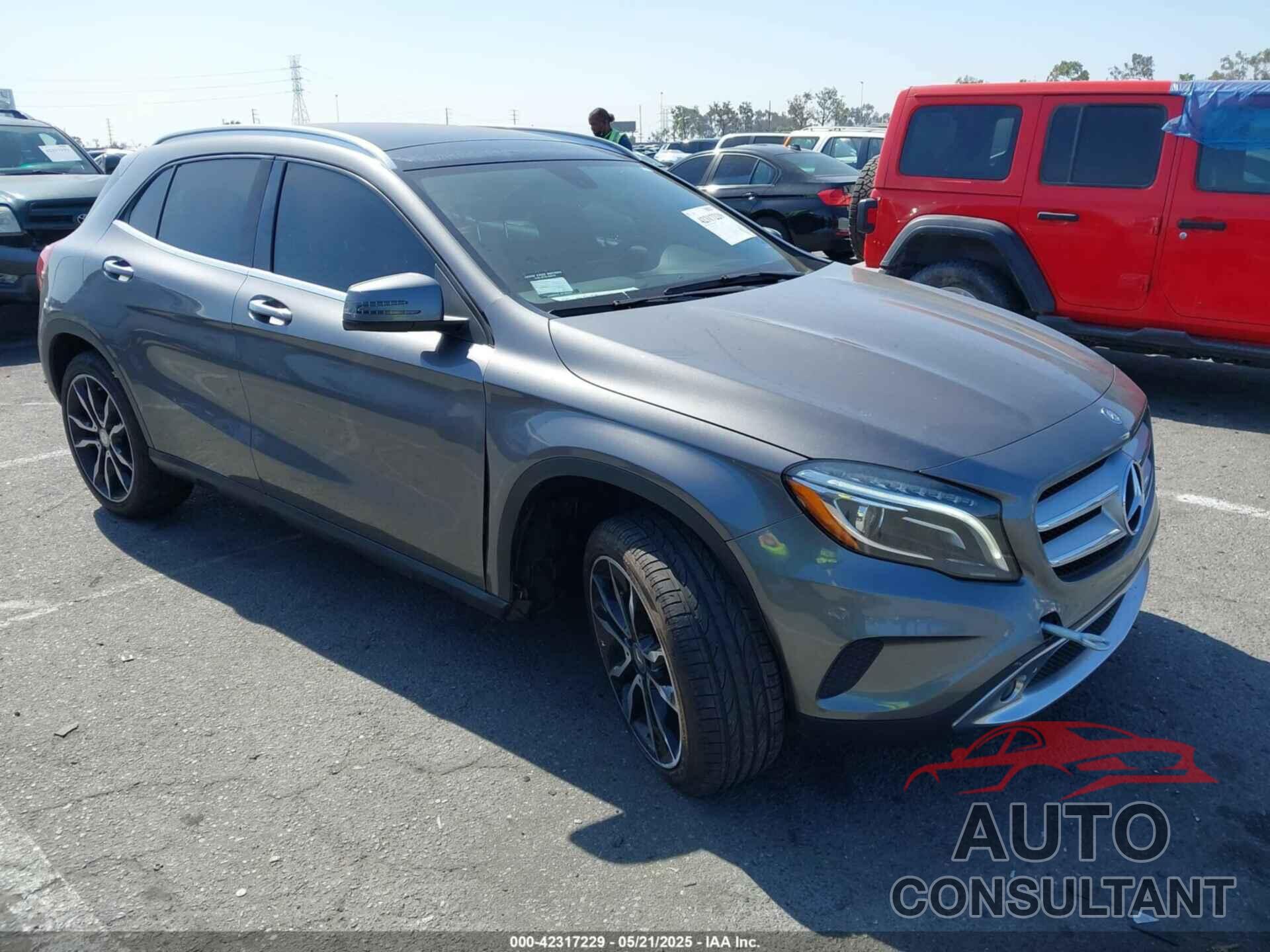 MERCEDES-BENZ GLA 250 2015 - WDCTG4GB8FJ026933