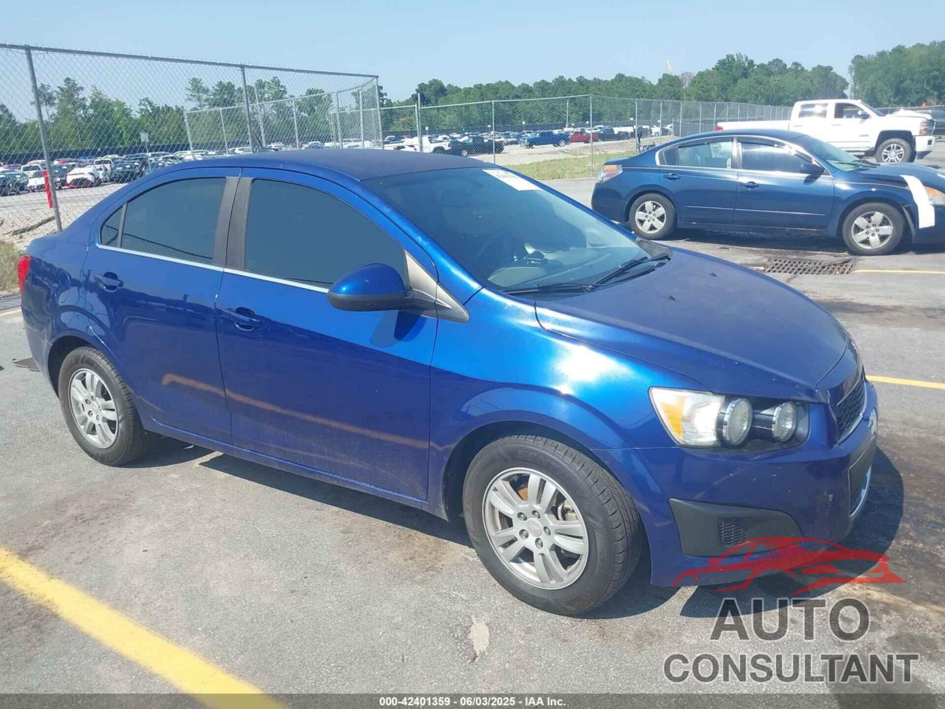 CHEVROLET SONIC 2014 - 1G1JC5SH4E4186002