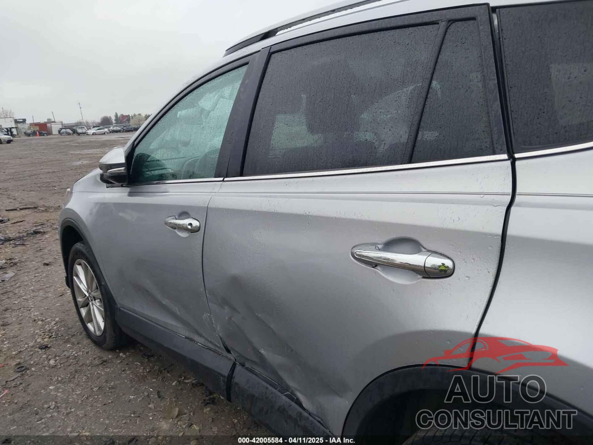TOYOTA RAV4 2017 - 2T3DFREV4HW576142