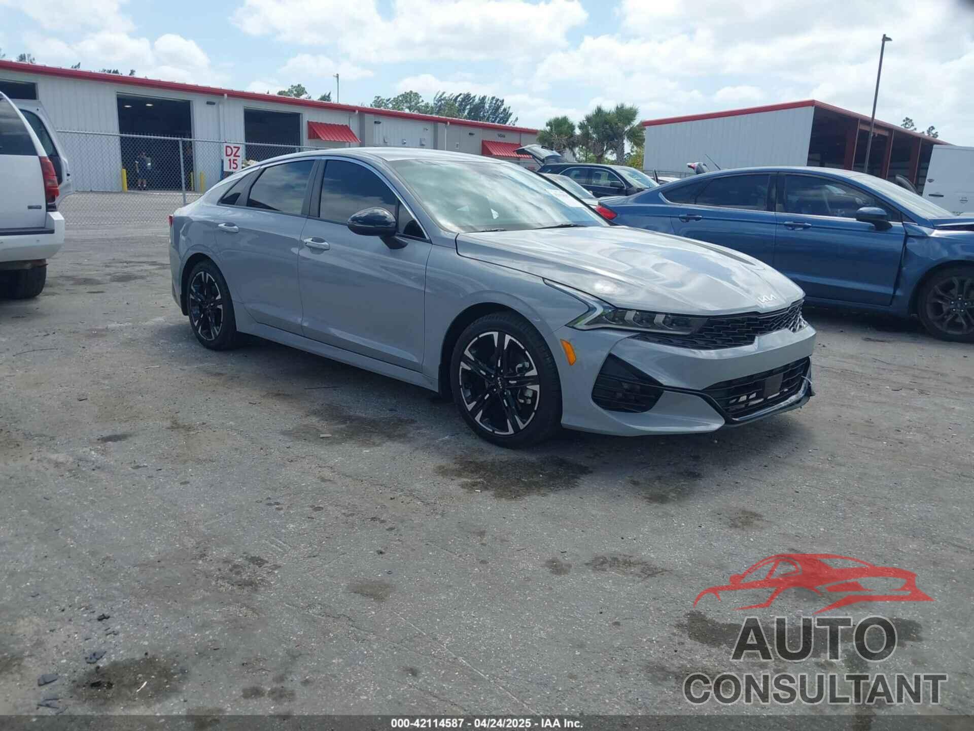 KIA K5 2023 - 5XXG64J25PG179696