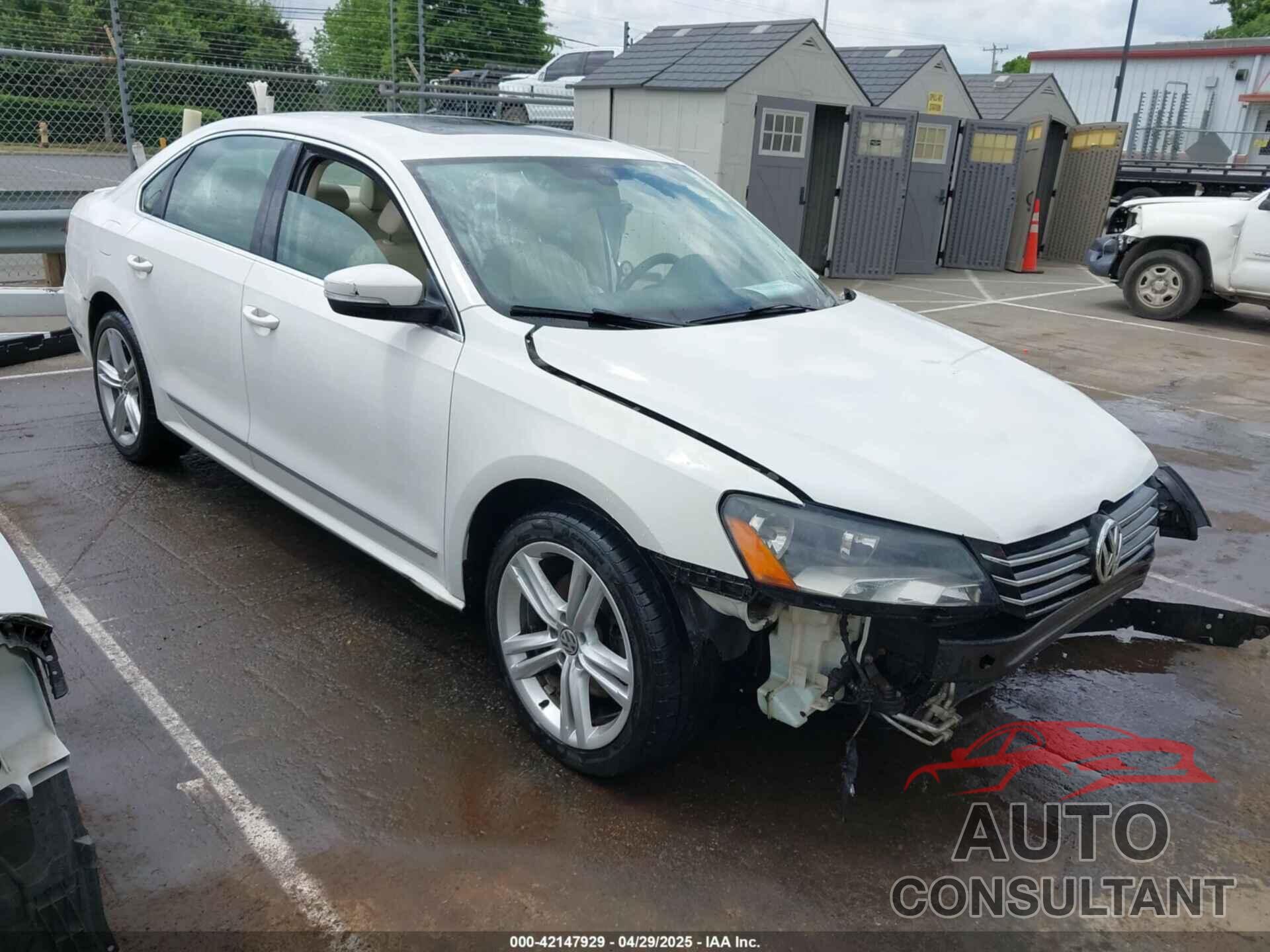VOLKSWAGEN PASSAT 2013 - 1VWCN7A36DC046109