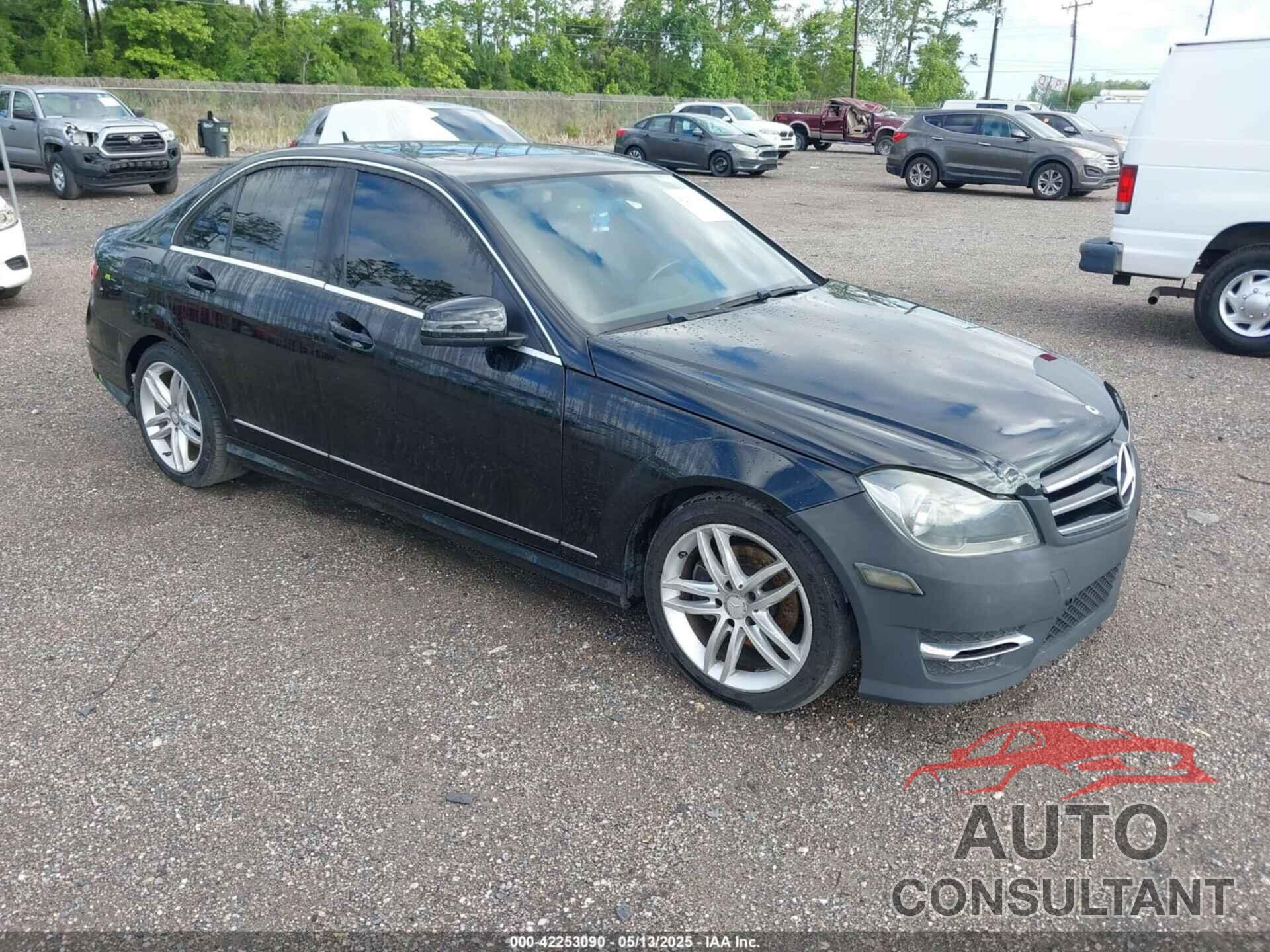 MERCEDES-BENZ C-CLASS 2014 - WDDGF4HB0EA957858