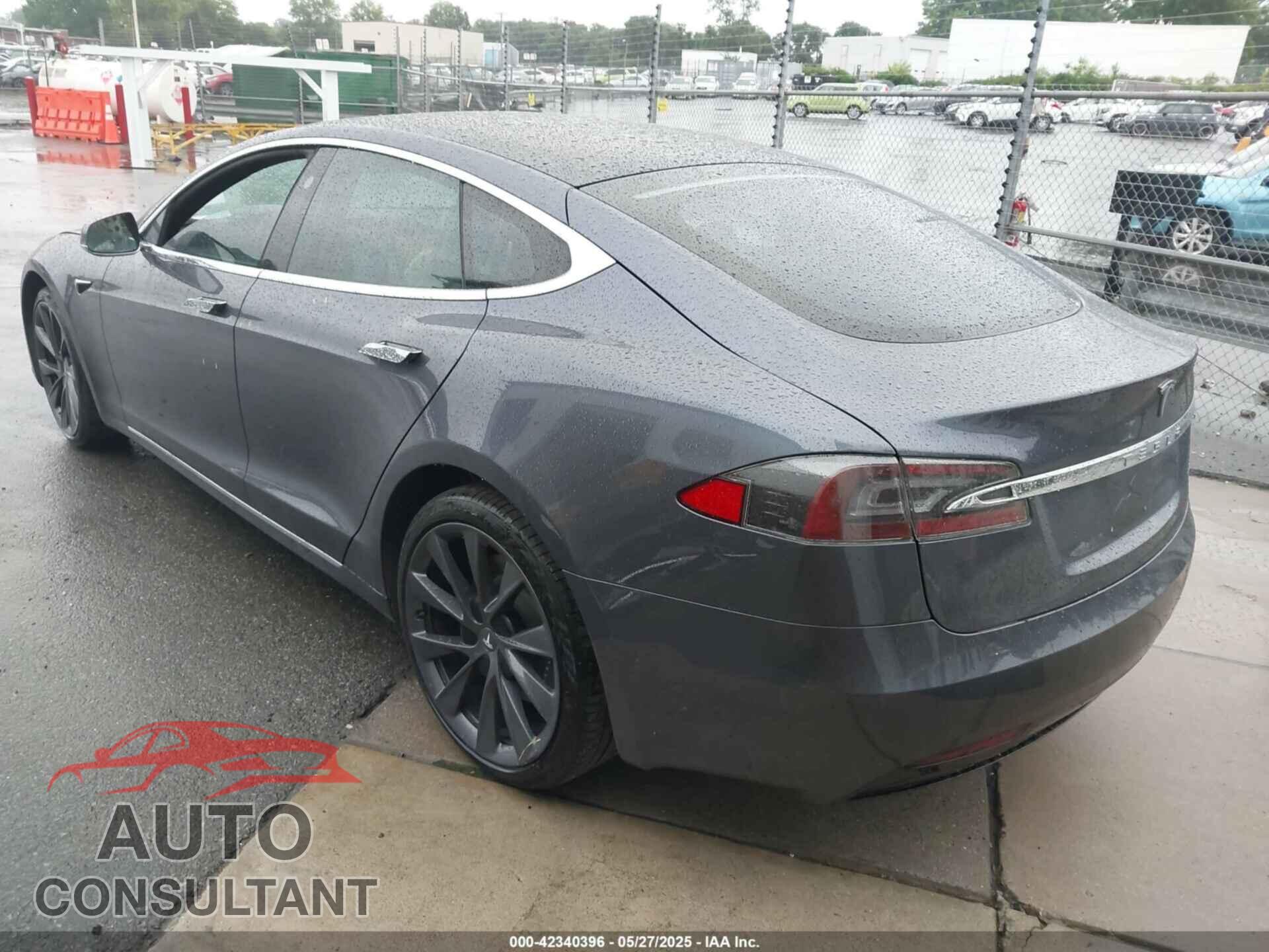 TESLA MODEL S 2020 - 5YJSA1E20LF356055