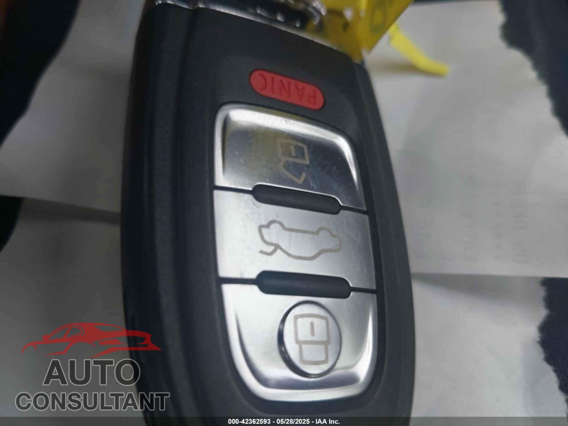 AUDI A4 2013 - WAUFFAFL3DA057967