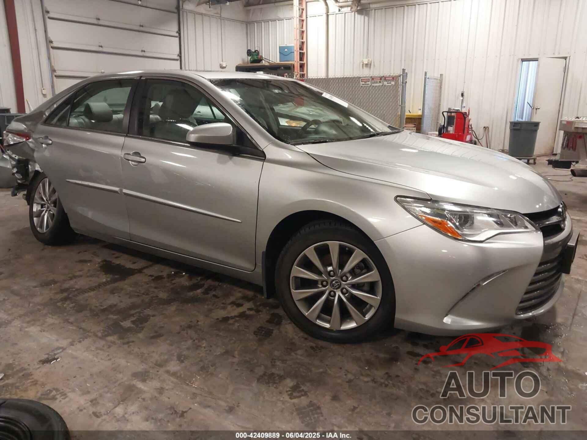TOYOTA CAMRY 2017 - 4T1BK1FK5HU584882