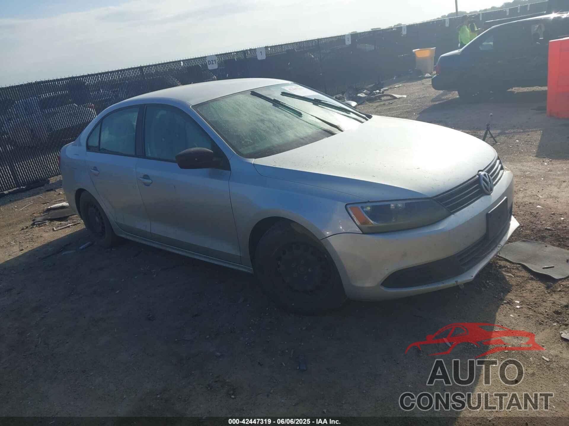 VOLKSWAGEN JETTA 2014 - 3VW2K7AJ9EM257842