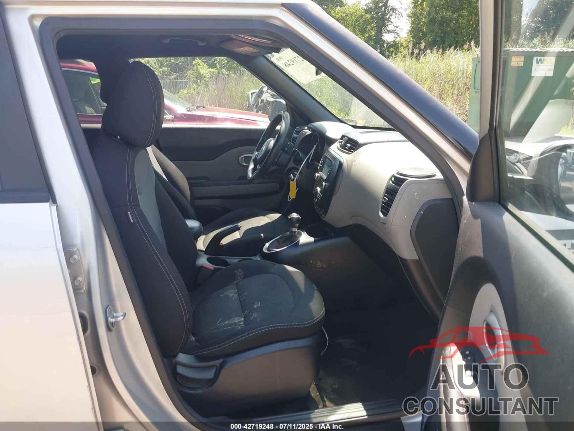 KIA SOUL 2017 - KNDJP3A5XH7430813