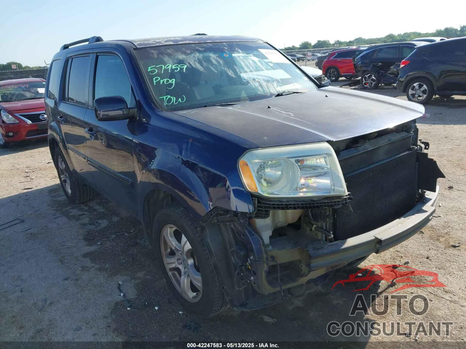 HONDA PILOT 2013 - 5FNYF3H43DB009177