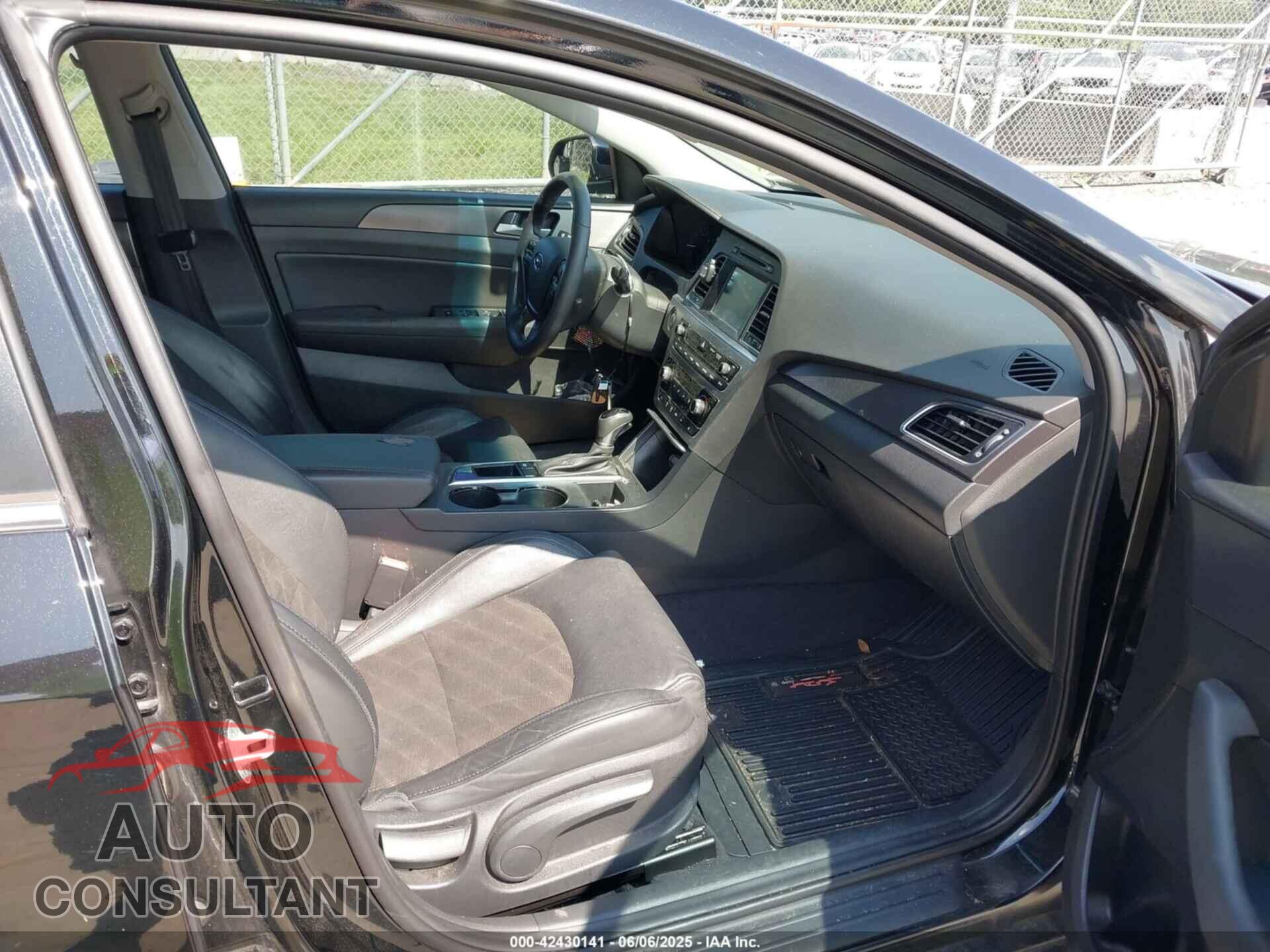 HYUNDAI SONATA 2017 - 5NPE34AF8HH551900