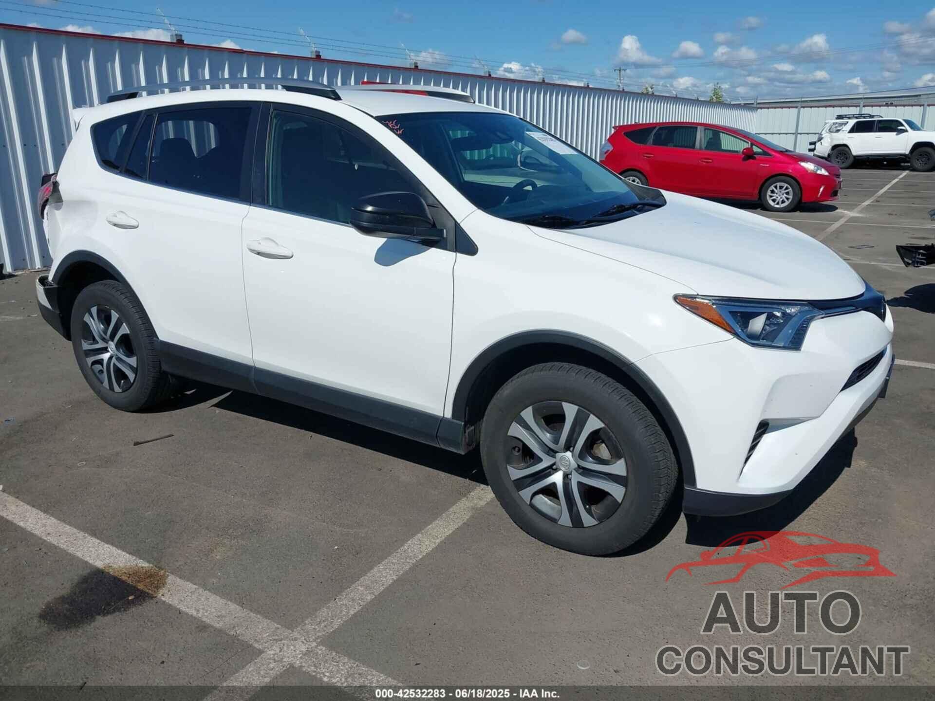 TOYOTA RAV4 2018 - JTMBFREV7JJ721590