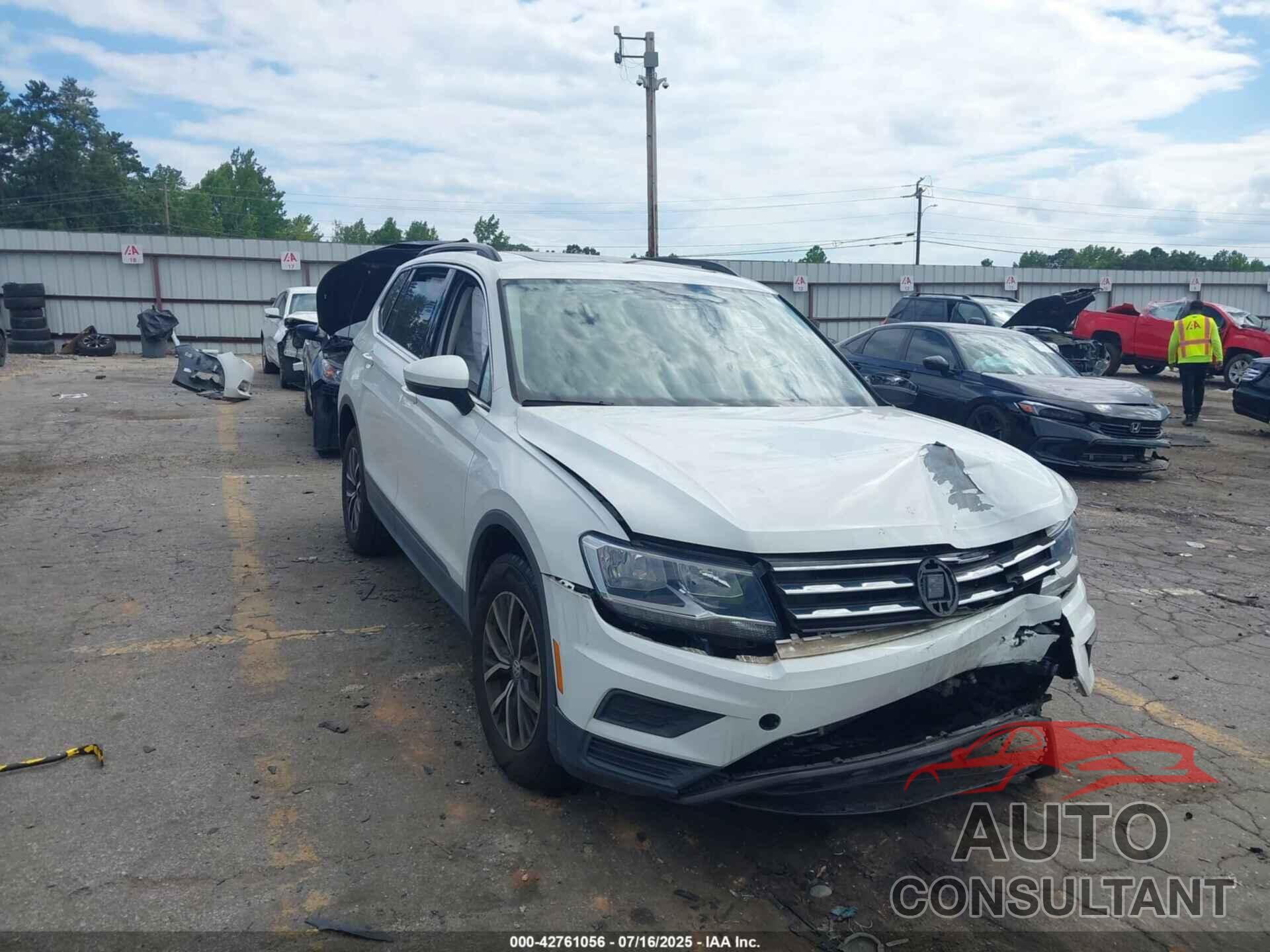VOLKSWAGEN TIGUAN 2019 - 3VV3B7AX6KM194725
