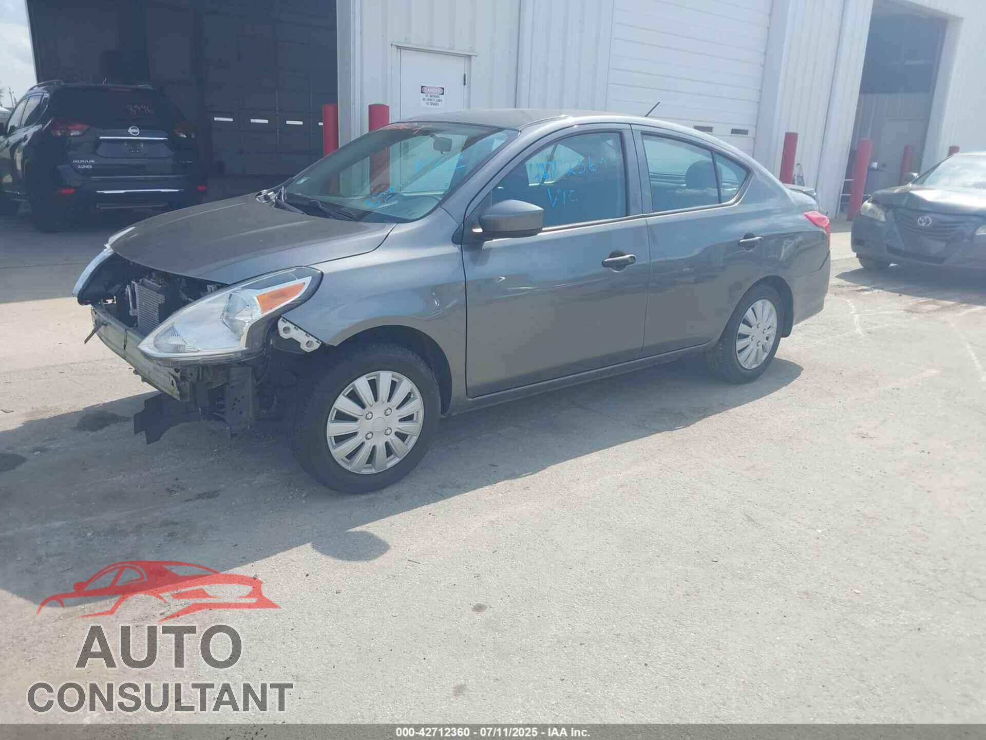 NISSAN VERSA 2019 - 3N1CN7AP3KL839295