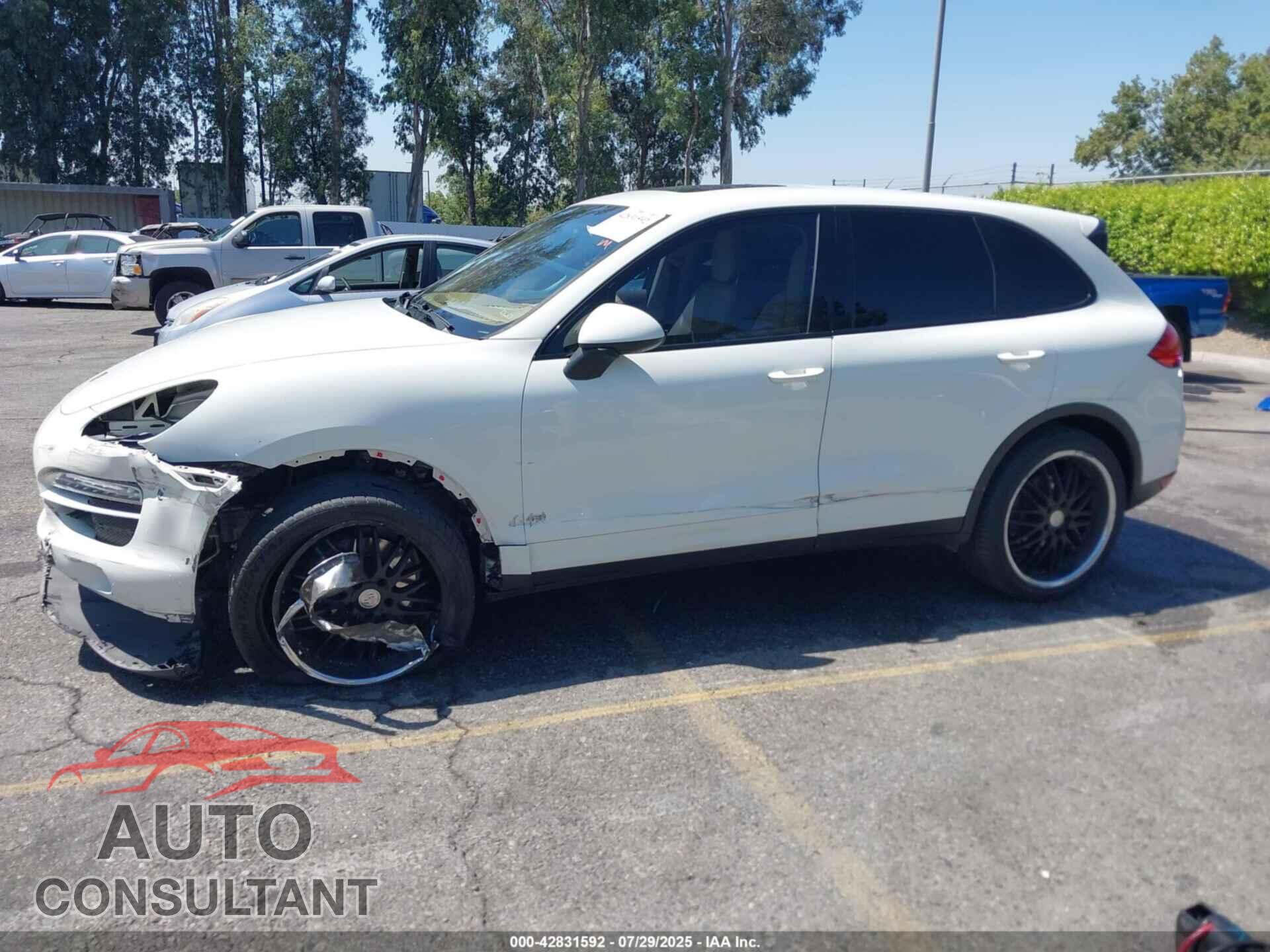 PORSCHE CAYENNE 2011 - WP1AA2A2XBLA01444