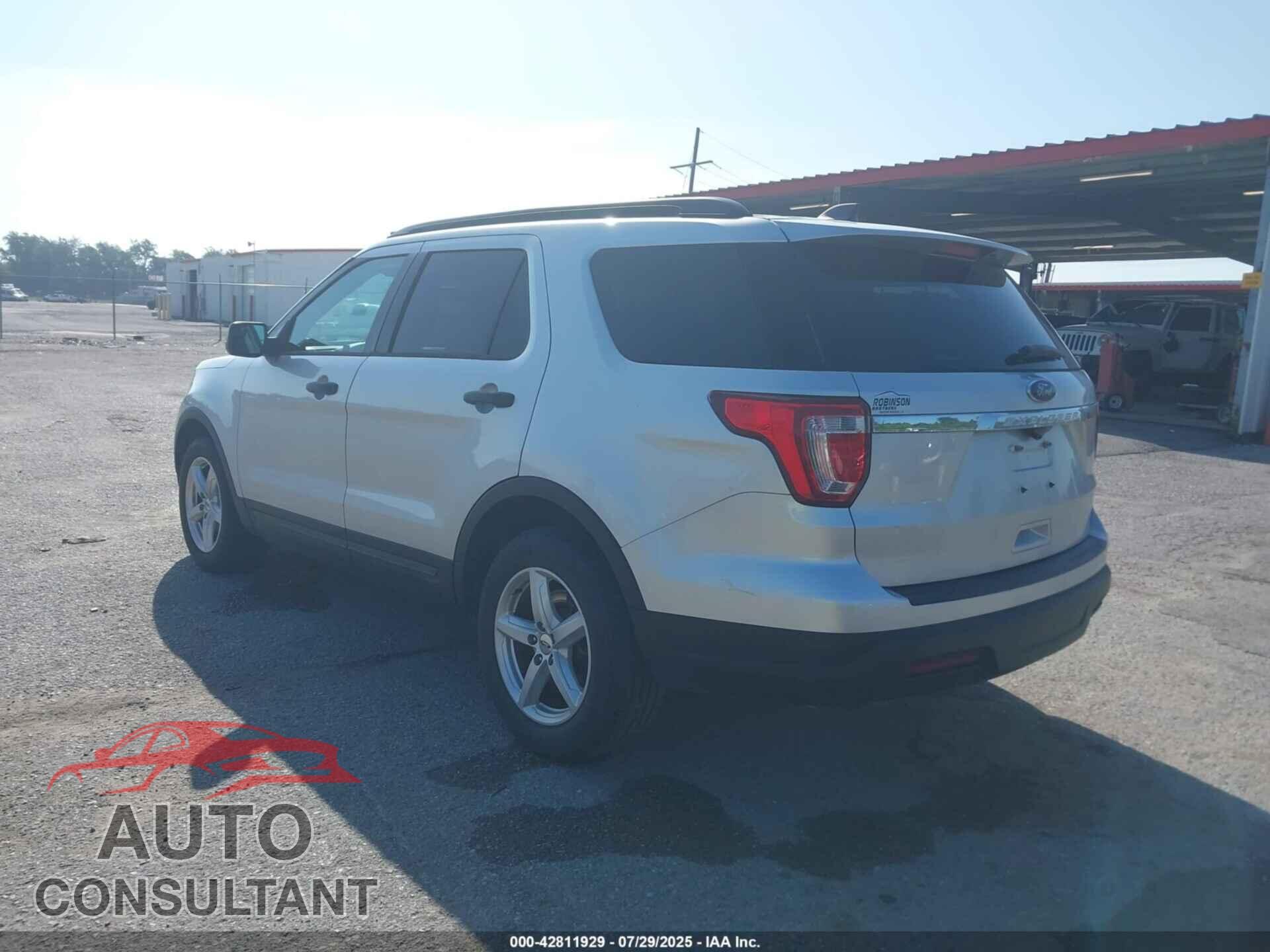 FORD EXPLORER 2018 - 1FM5K7B82JGB26702