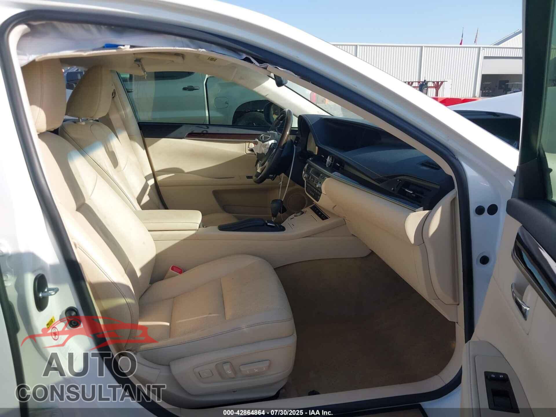 LEXUS ES 350 2015 - JTHBK1GG7F2154552