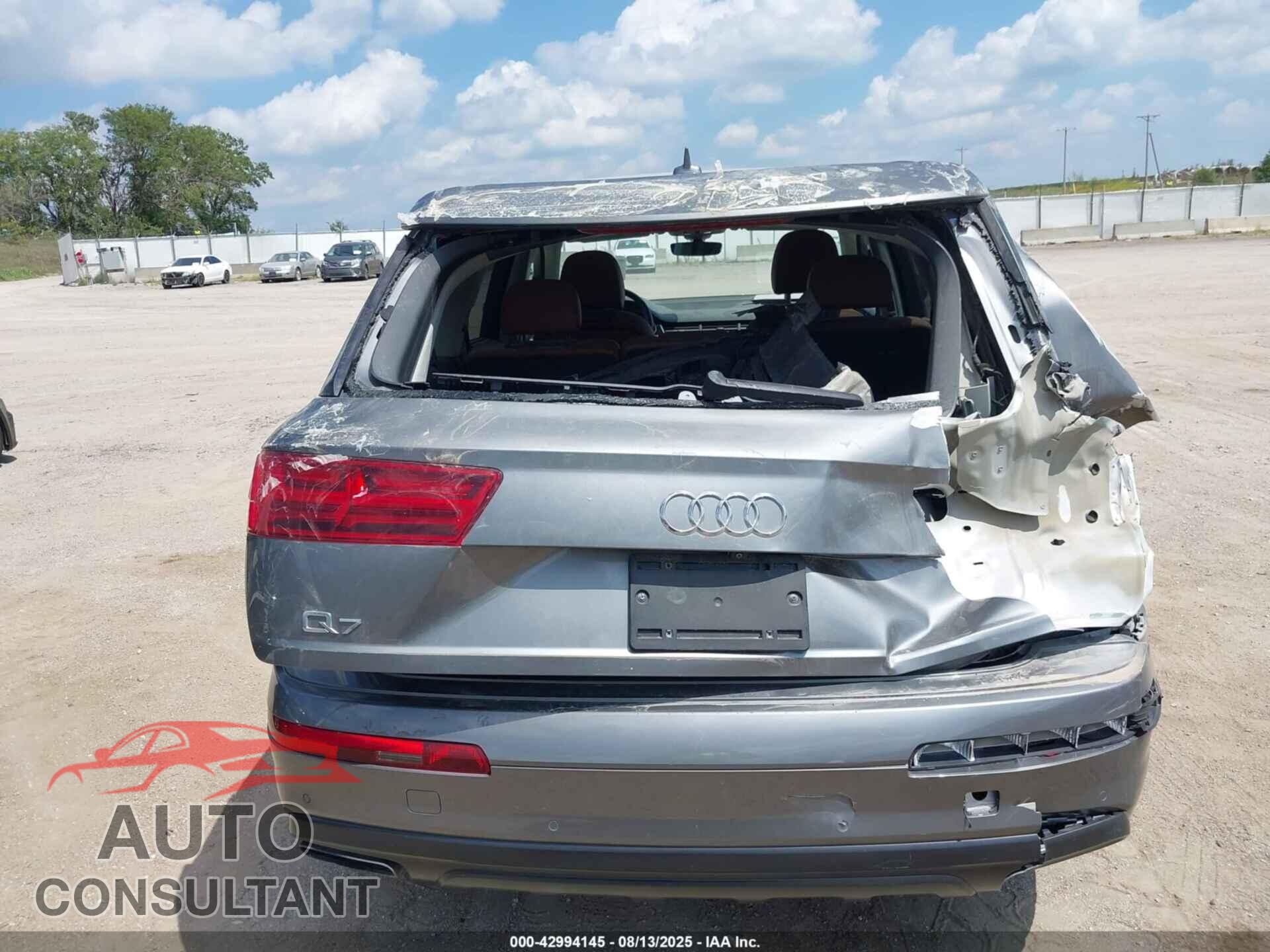 AUDI Q7 2017 - WA1VAAF7XHD028528