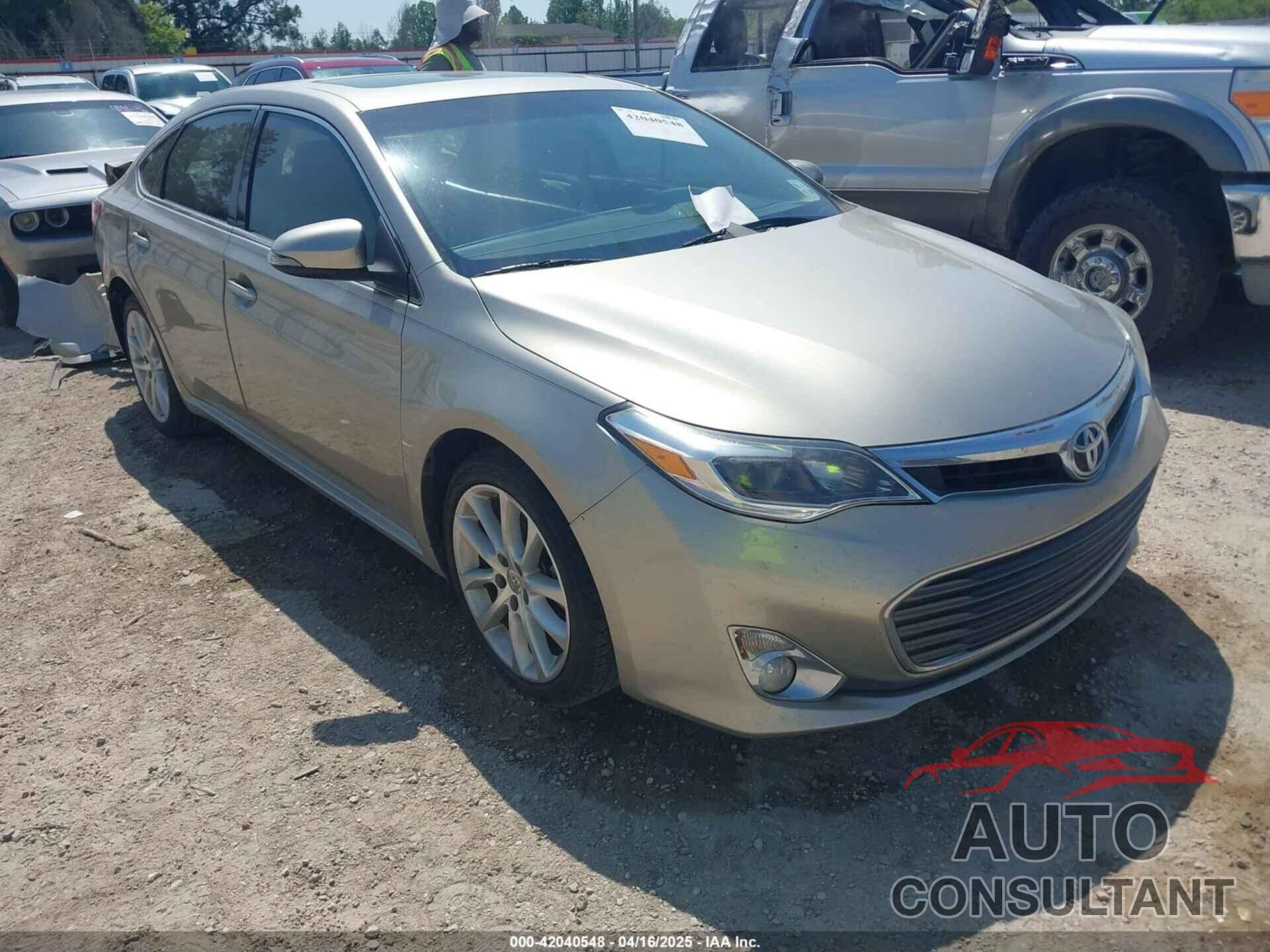 TOYOTA AVALON 2013 - 4T1BK1EB8DU004195