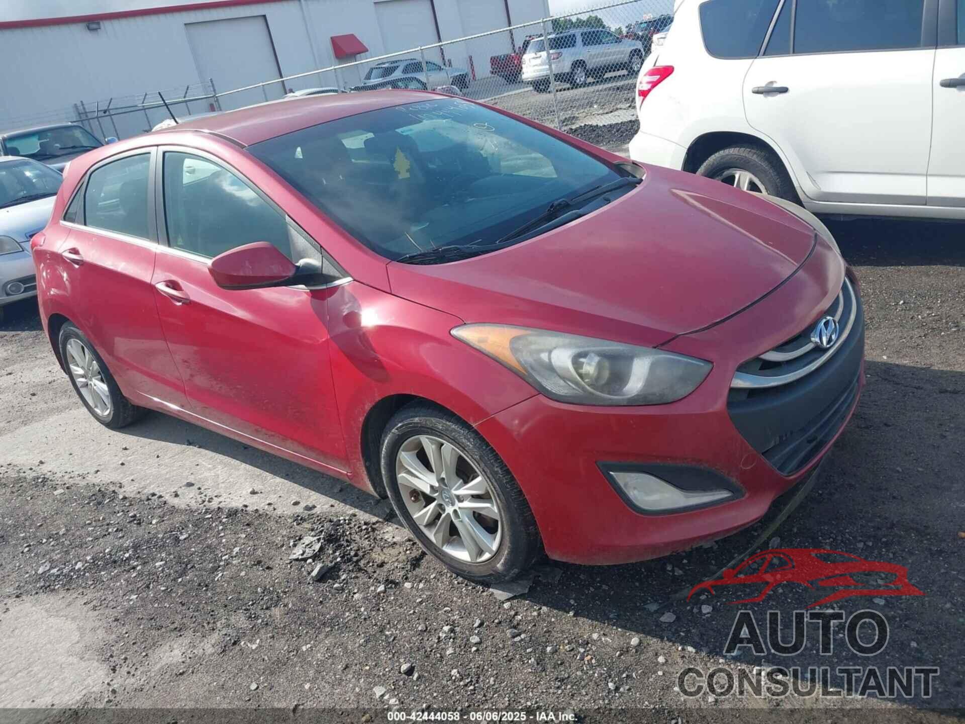HYUNDAI ELANTRA GT 2014 - KMHD35LH2EU229492